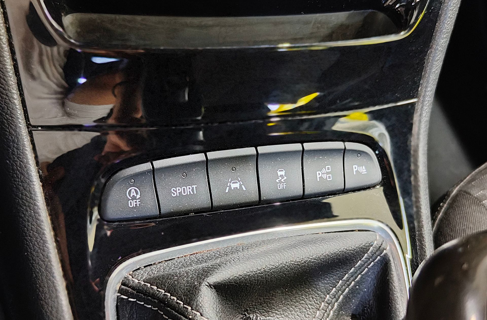 Opel Astra 1.4 Turbo Dynamic - foto 8