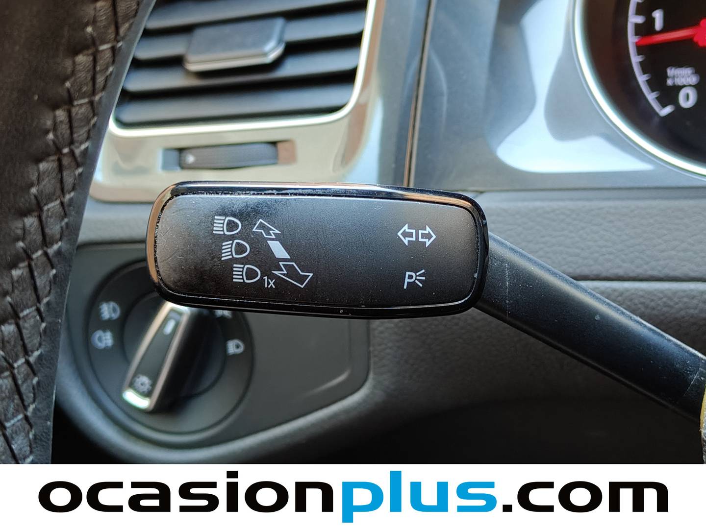 Foto Volkswagen Golf Volkswagen Golf Advance 2.0 TDI (150 CV) DSG