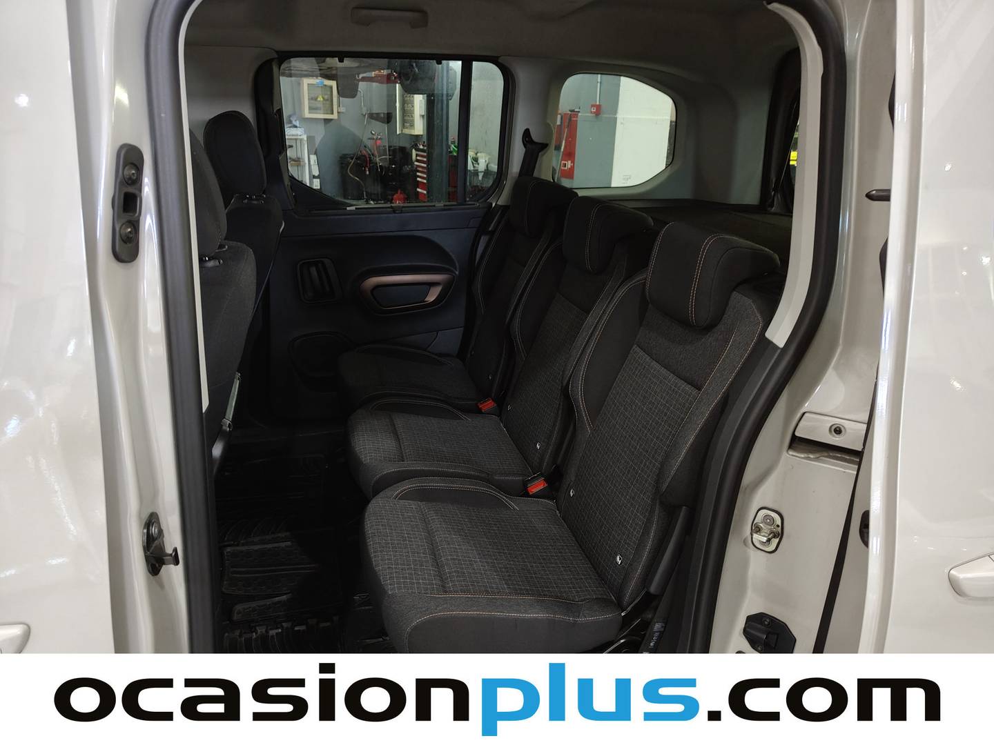 Foto Peugeot Rifter Peugeot Rifter BlueHDi 100 GT Line Standard (100 CV)