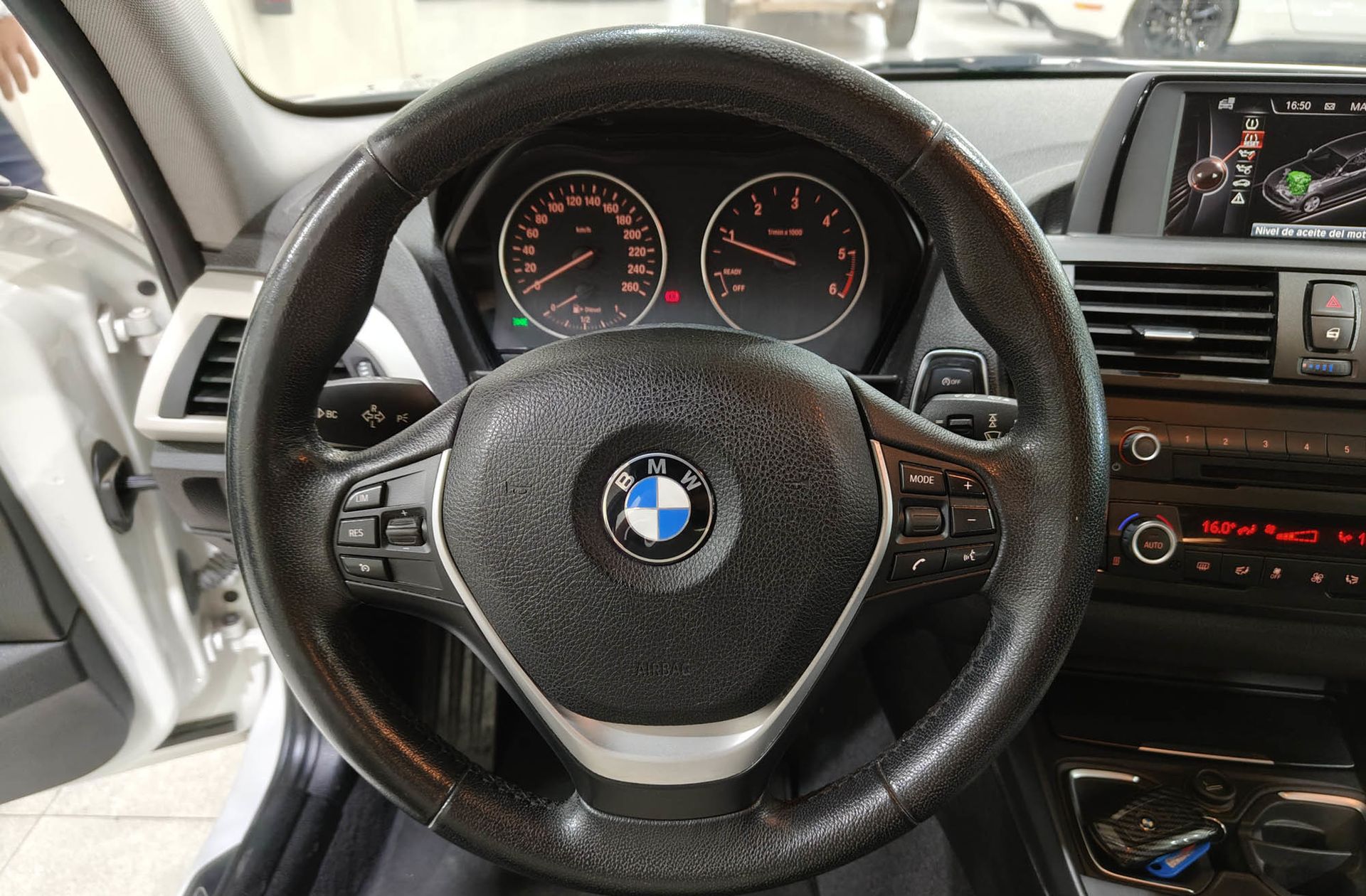 BMW Serie 1 118d - foto 21