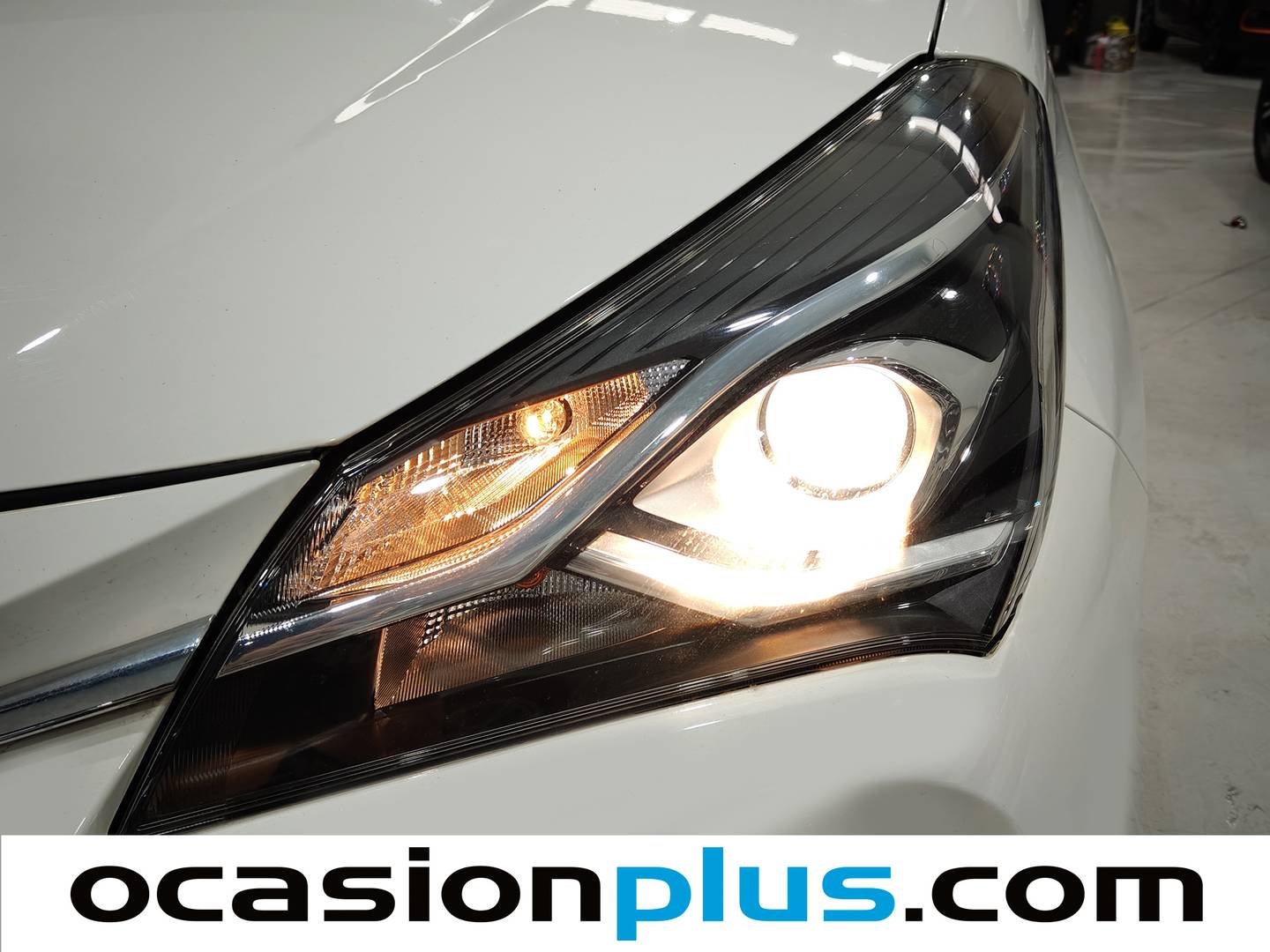 Foto Toyota Yaris Toyota Yaris 1.5 Active (111 CV)