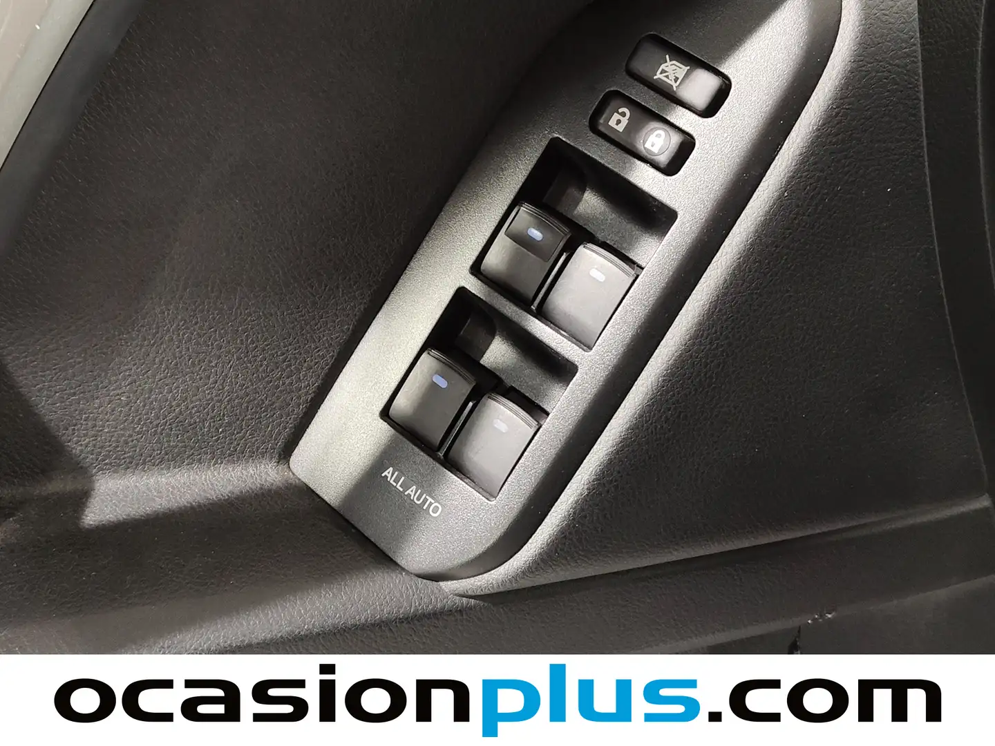 Foto Toyota Land Cruiser Toyota Land Cruiser 2.8 D-4D GX (204 CV) 4x4