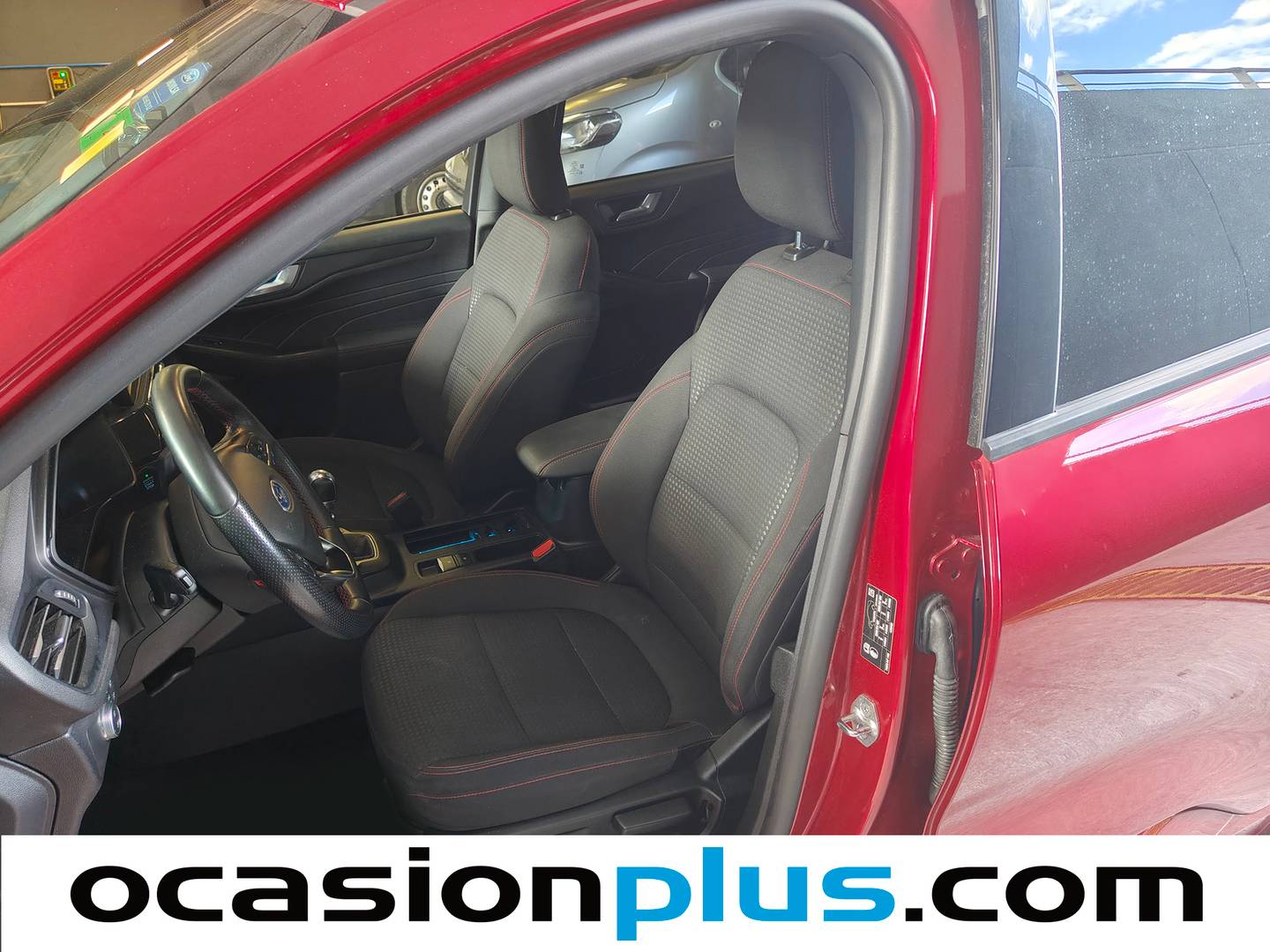 Foto asientos delanteros Ford Kuga Ford Kuga 1.5 EcoBoost S&S ST-Line 4x2 (150 CV)