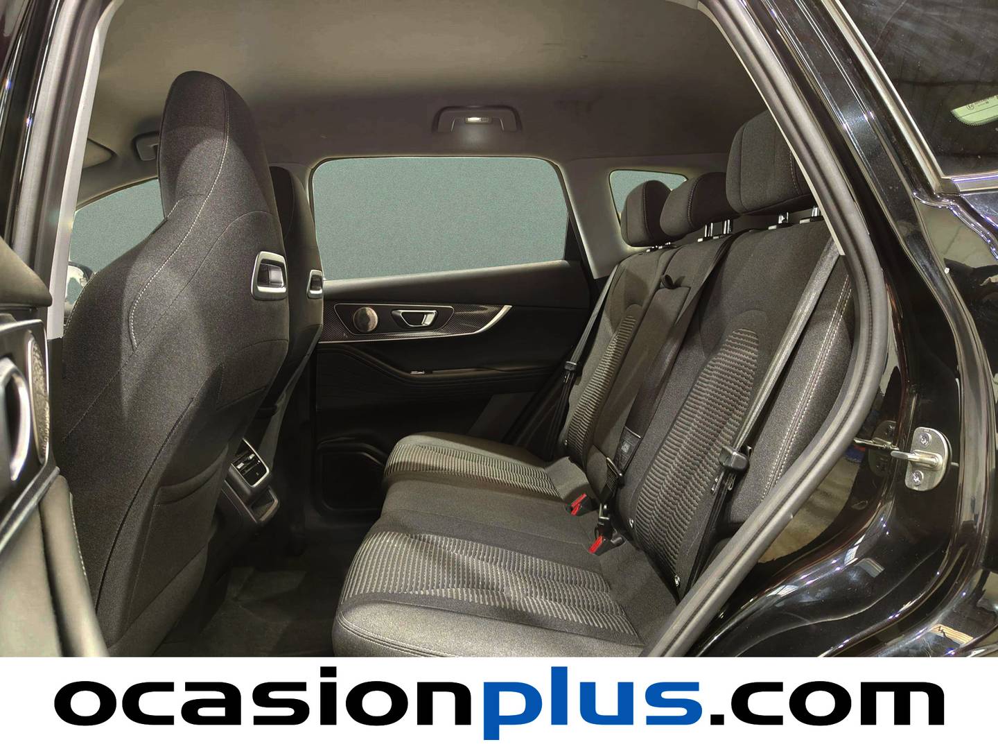 Foto asientos traseros EBRO S700 EBRO S700 1.6 TGDI Comfort DCT (147 CV)