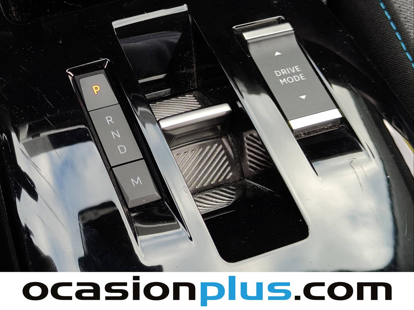 Foto Citroën C4 X Citroen C4 X BlueHDi 130 S&S Max EAT8 (131 CV)