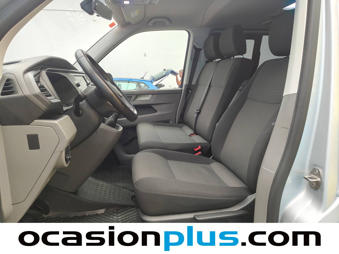 Foto asientos delanteros Volkswagen Caravelle Volkswagen Caravelle Origin Batalla Corta 2.0 TDI BMT (110 CV)