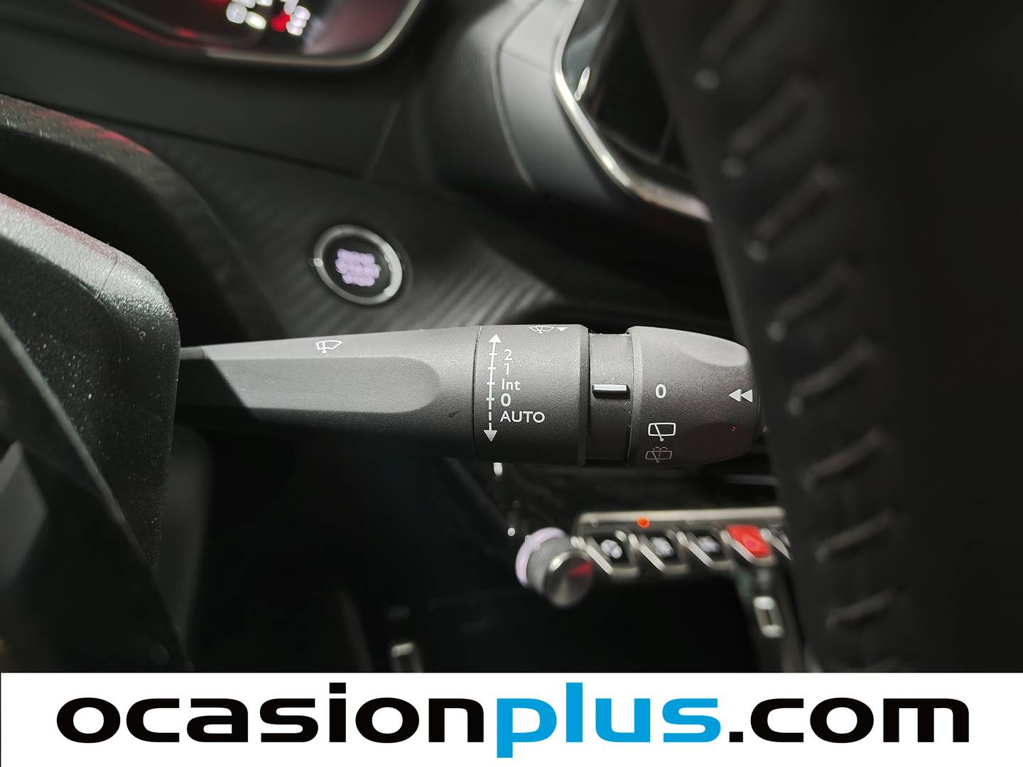 Foto Peugeot 2008 Peugeot 2008 BlueHDi 110 Allure (110 CV)