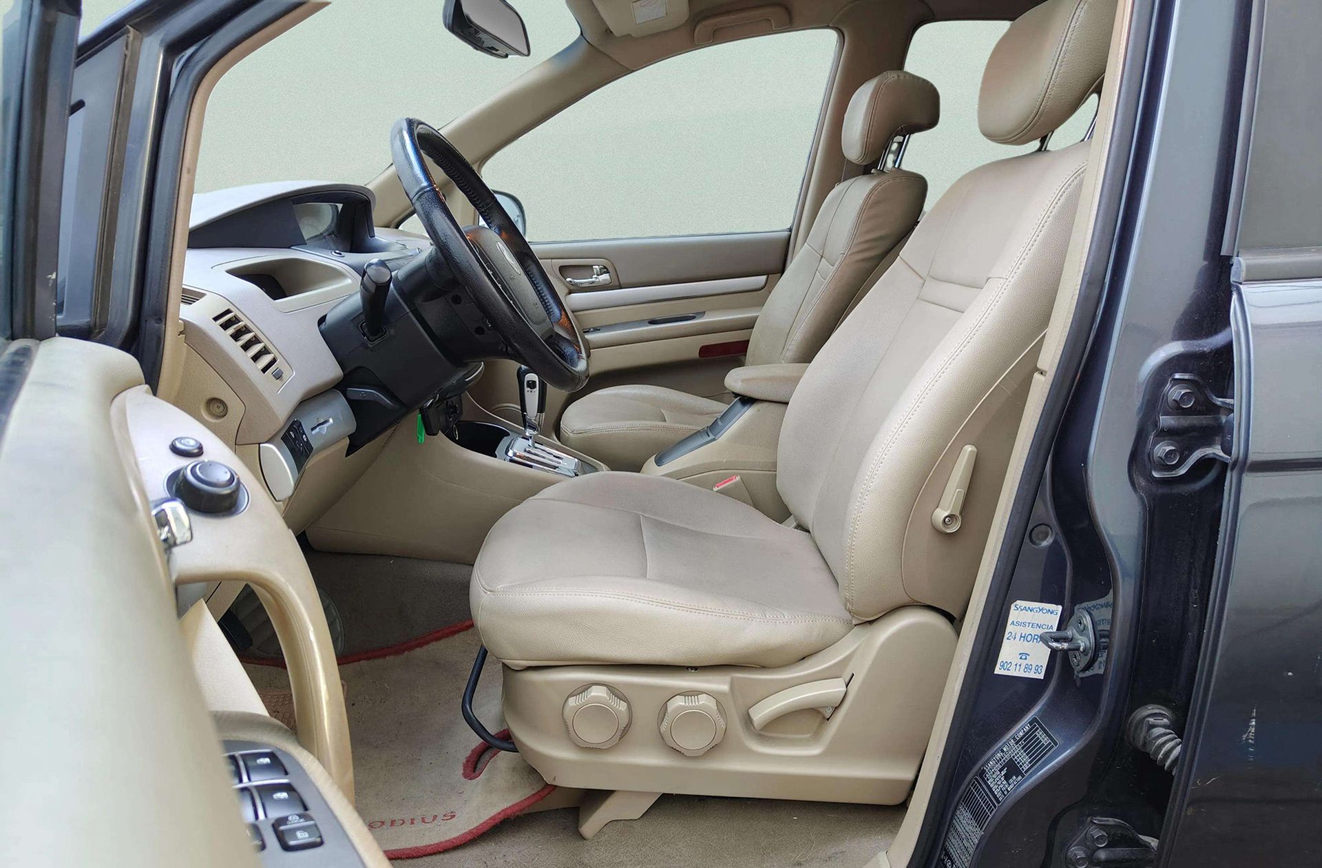 SsangYong Rodius 270 Xdi Limited 7 plazas - foto 10