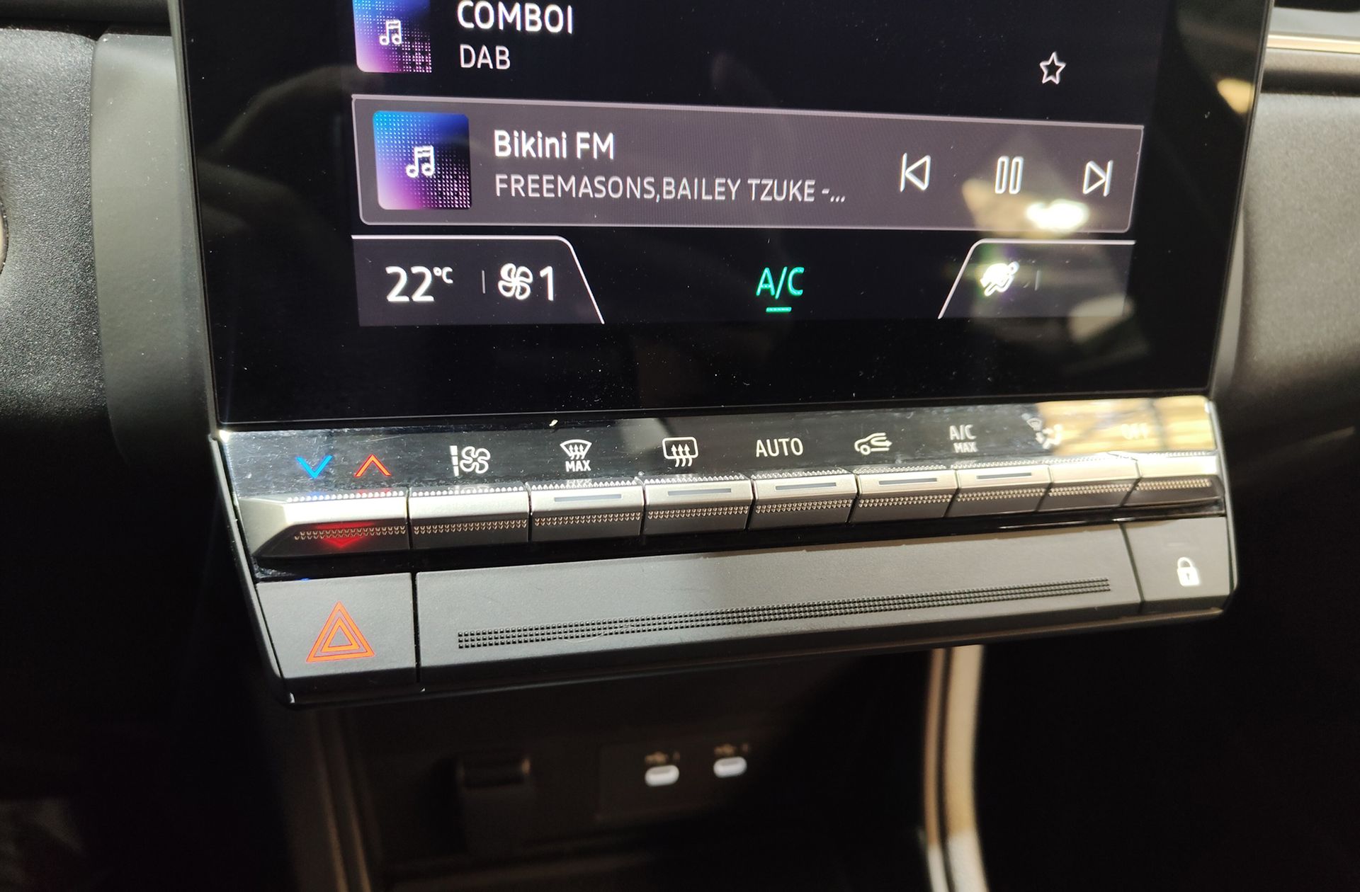 Renault Captur Techno TCe - foto 30