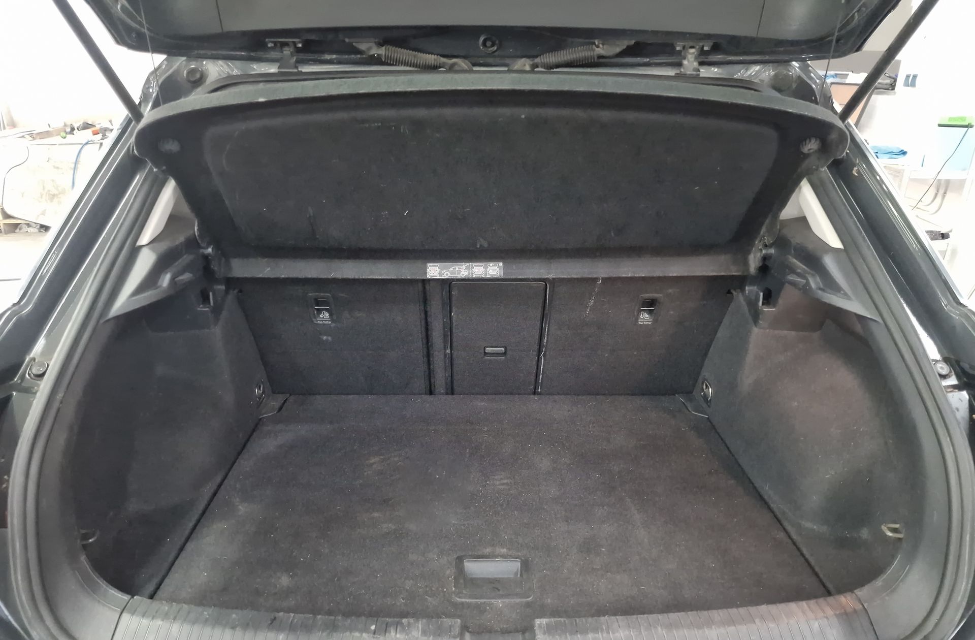 Volkswagen T-Roc Advance 1.0 TSI - foto 17