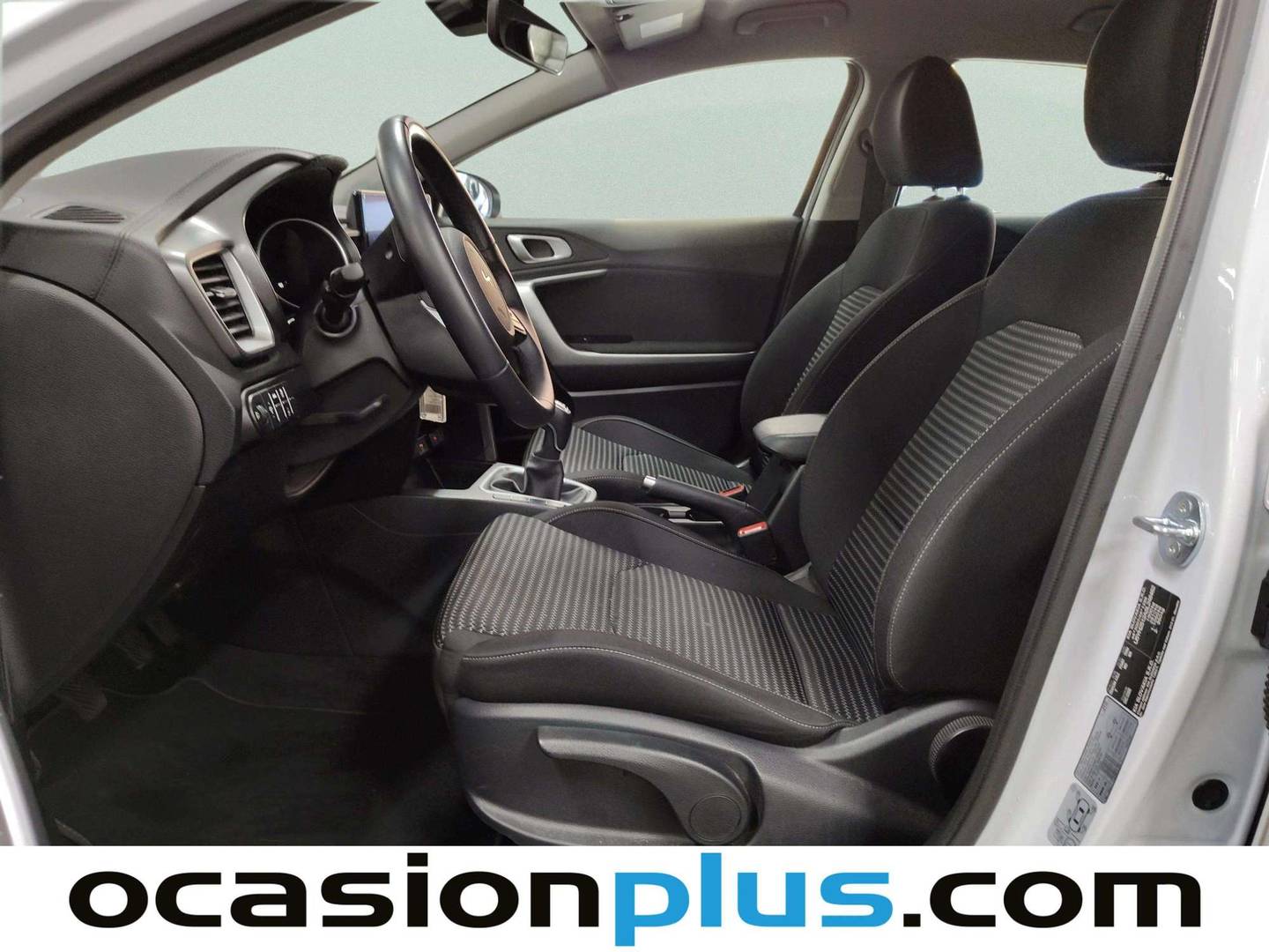 Foto asientos delanteros KIA Ceed KIA Ceed 1.0 T-GDI Drive (100 CV)