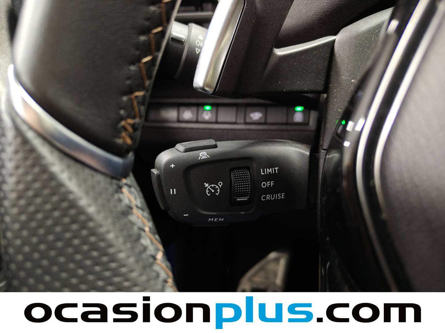 Foto Peugeot 3008 Peugeot 3008 PureTech 130 S&S GT EAT8 (130 CV)