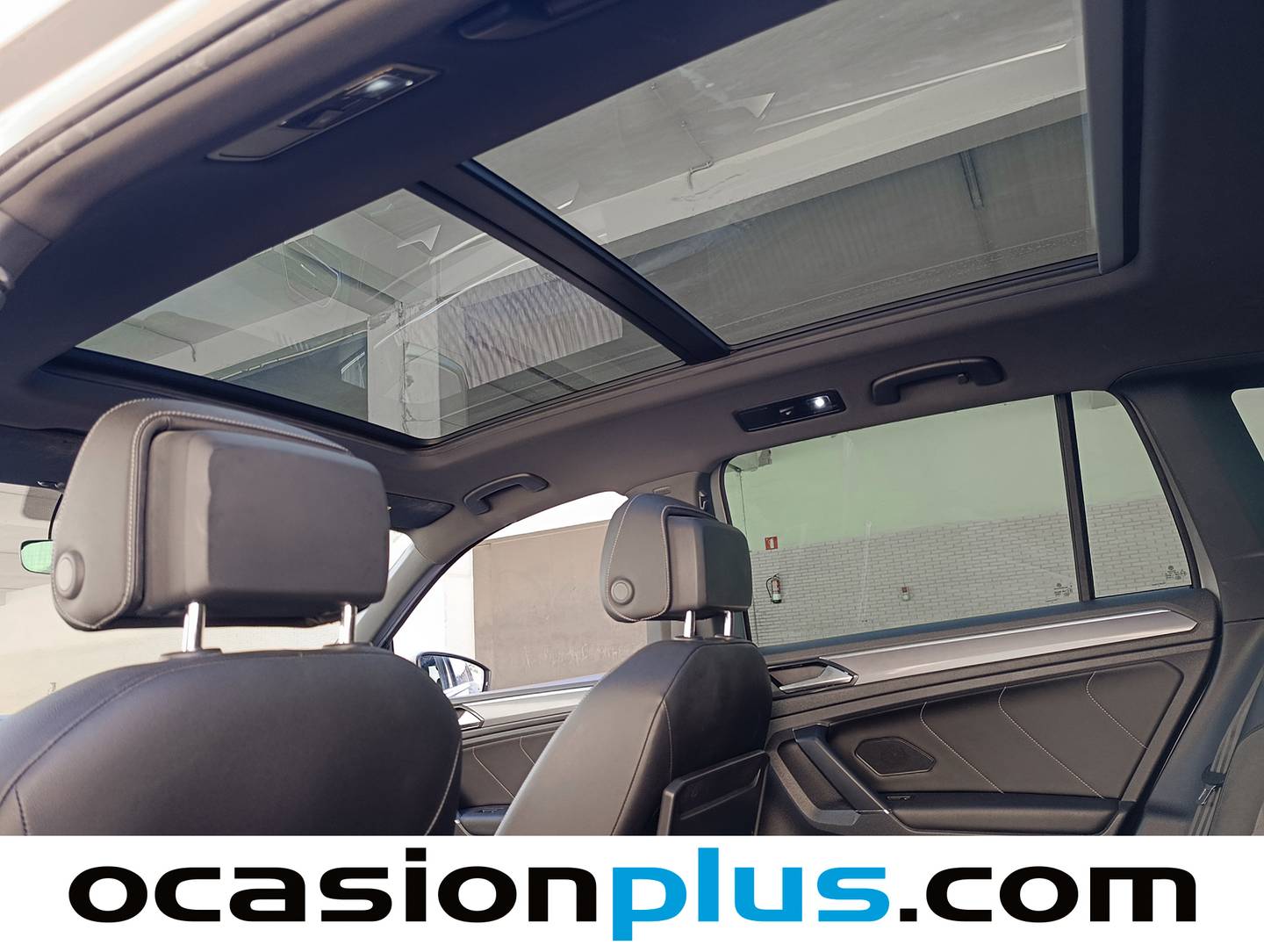 Extras y acabados del Volkswagen Tiguan Volkswagen Tiguan Sport 2.0 TDI (150 CV) DSG Pack R Line