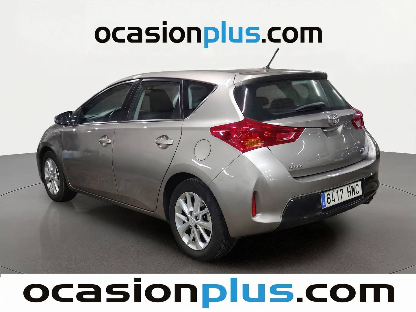 Foto trasera Toyota Auris Toyota Auris 120D Active (124 CV) izquierda