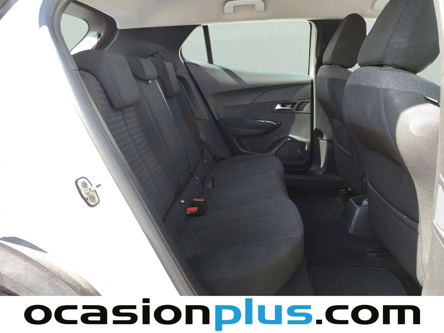 Peugeot 2008 Peugeot 2008 PureTech 100 S&S Active (100 CV) gasolina