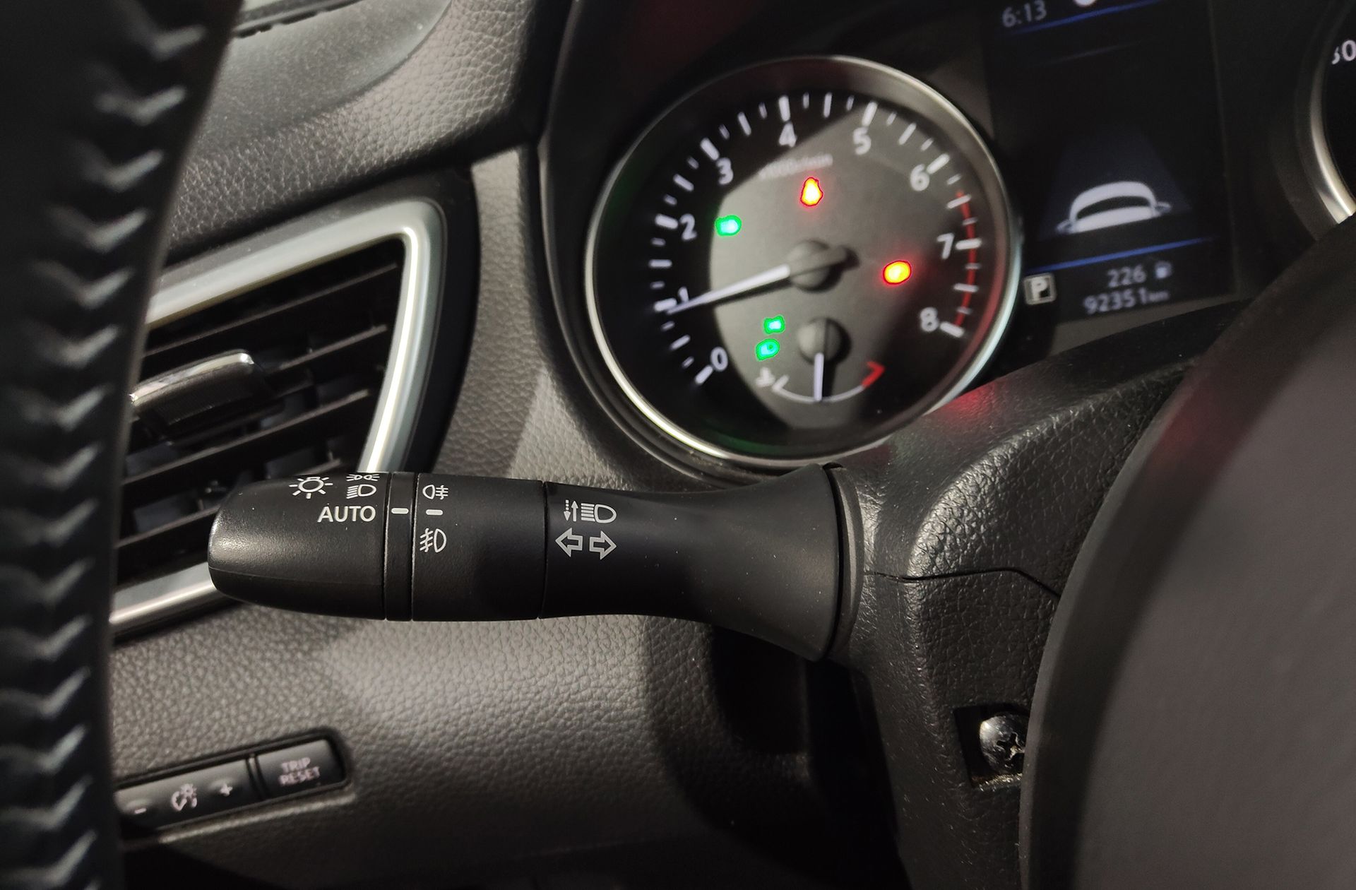 Nissan Qashqai DIG-T 160 N-Connecta 4x2 DCT - foto 24