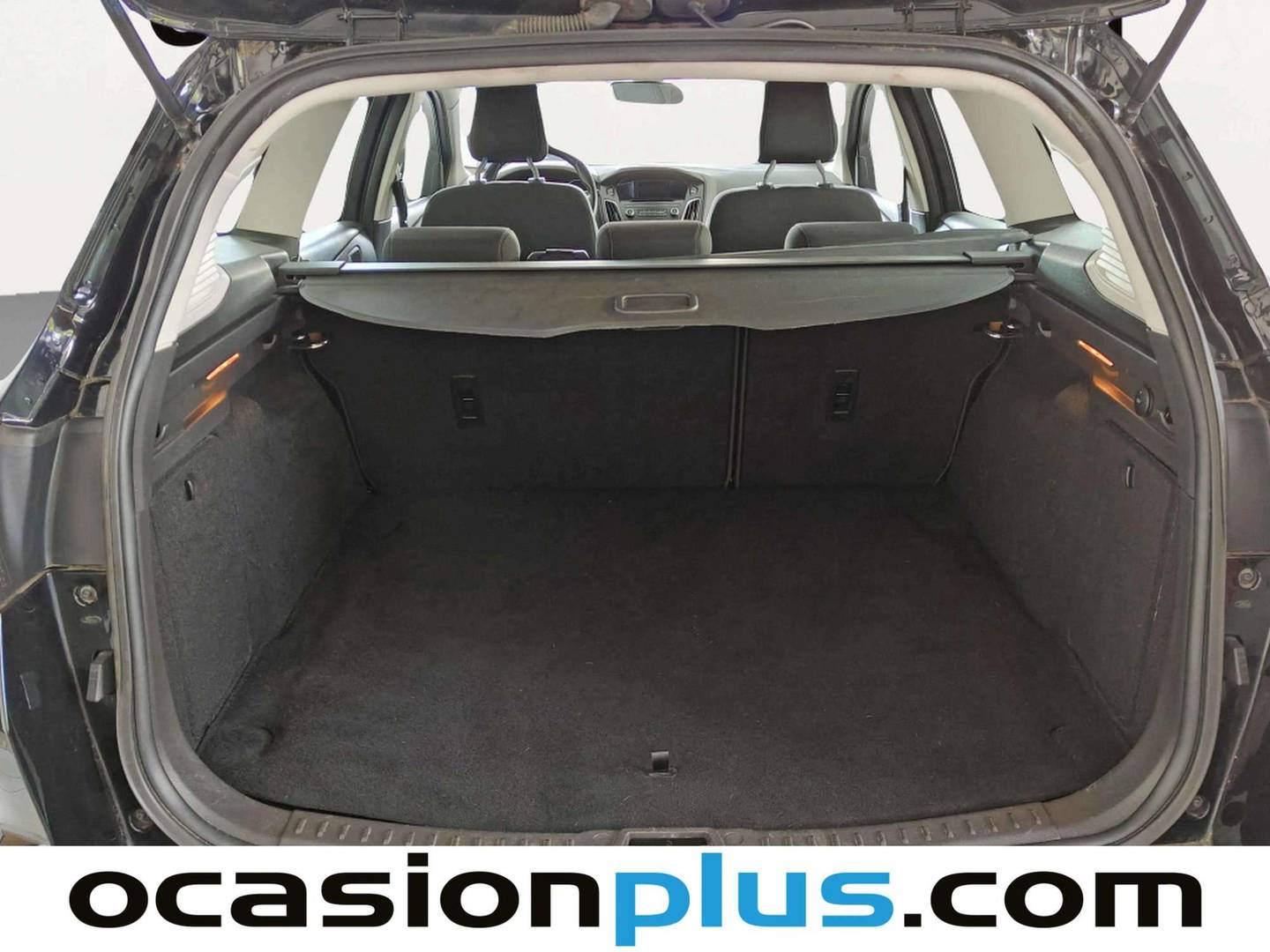 Fotos maletero Ford Focus Ford Focus SportBreak 1.6 TI-VCT Trend+ Auto (125 CV)