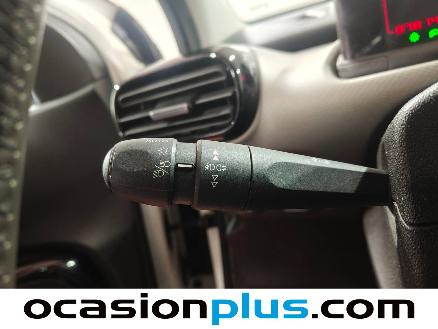 Citroën C4 Cactus Citroën C4 Cactus PureTech 110 S&S Shine (110 CV) 2015
