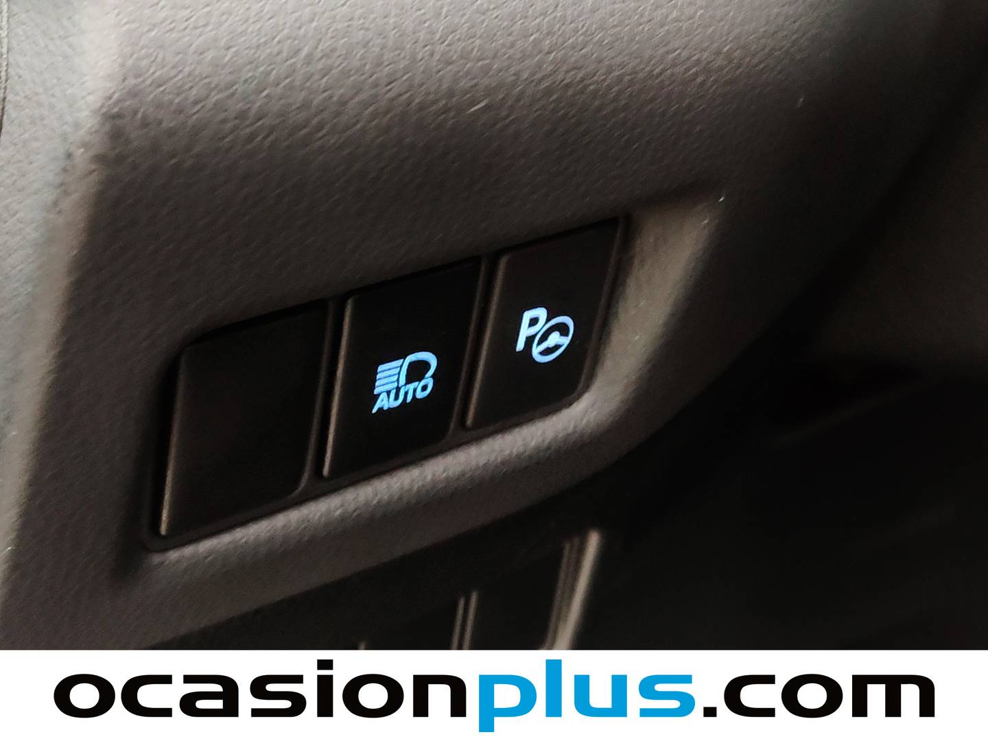 Foto Toyota C-HR Toyota C-HR 1.8 125H Advance (122 CV)