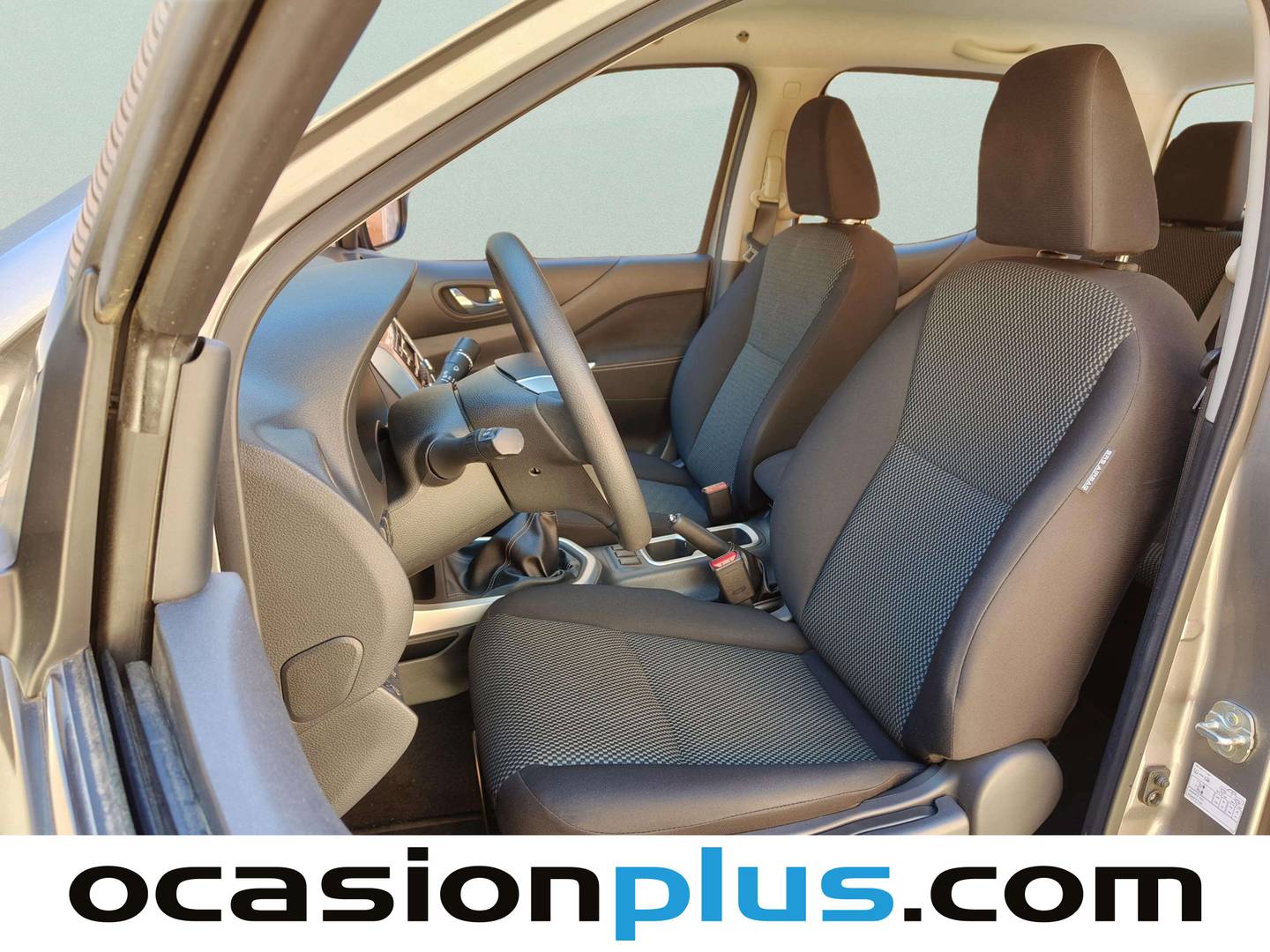 Foto asientos delanteros Nissan Navara Nissan Navara 2.3 dCi Doble Cabina Acenta (190 CV) 4x4