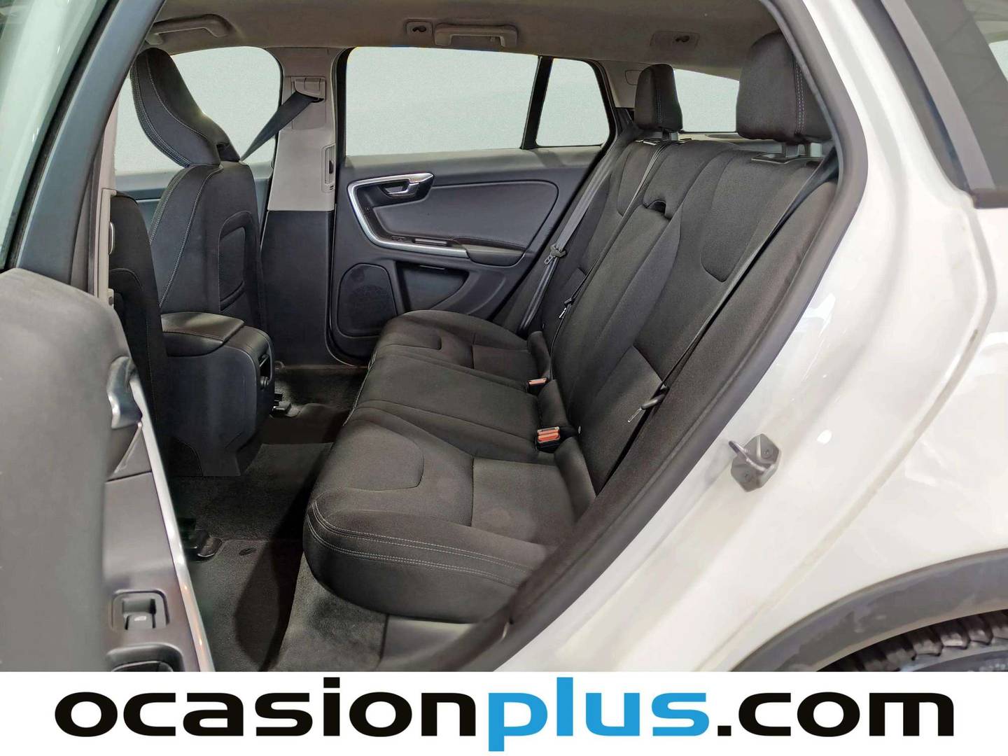 Foto asientos traseros Volvo V60 Cross Country Volvo V60 Cross Country D3 Kinetic Auto (150 CV)