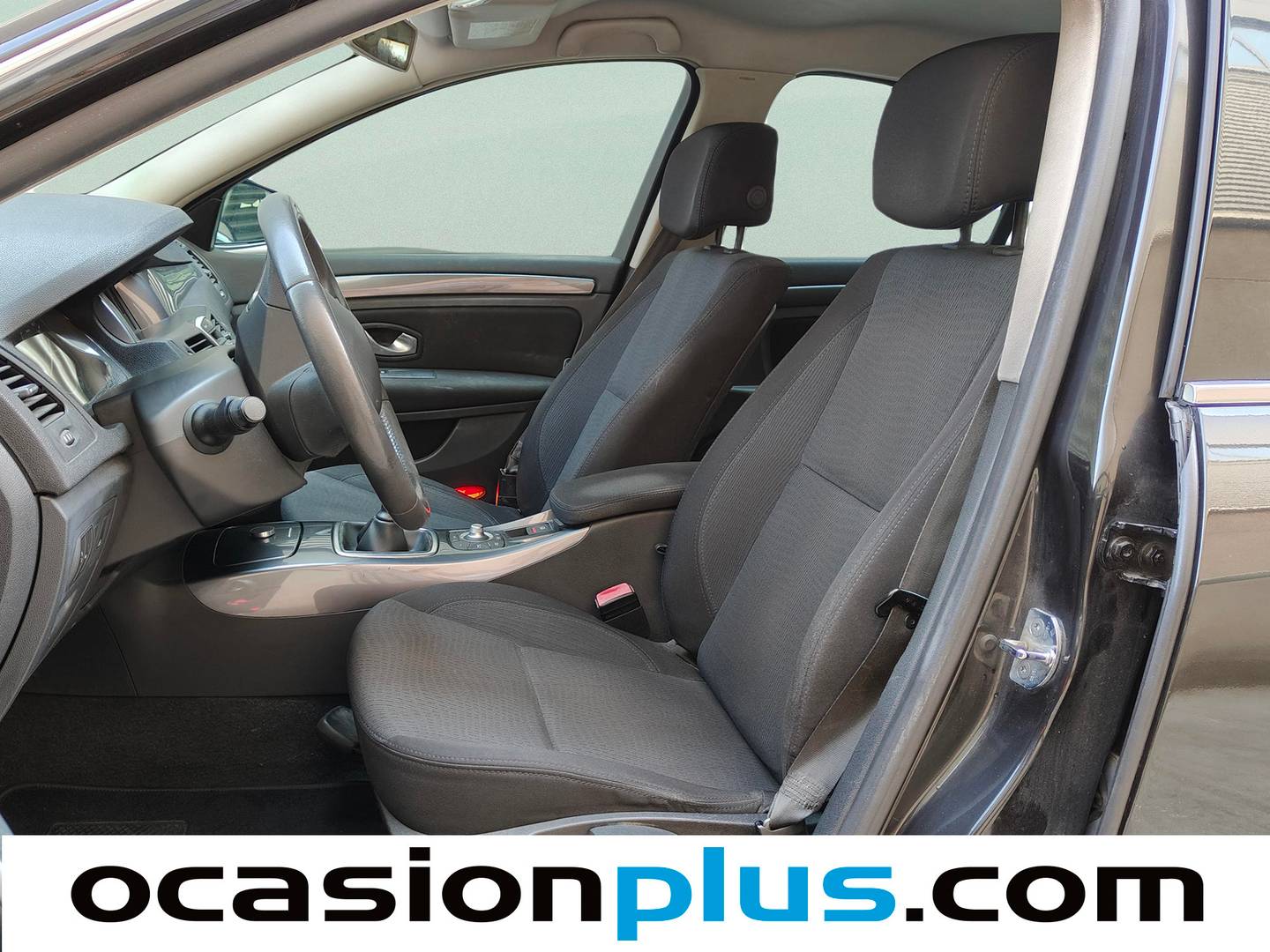 Foto asientos delanteros Renault Laguna Renault Laguna 2.0 Expression TomTom (140 CV)