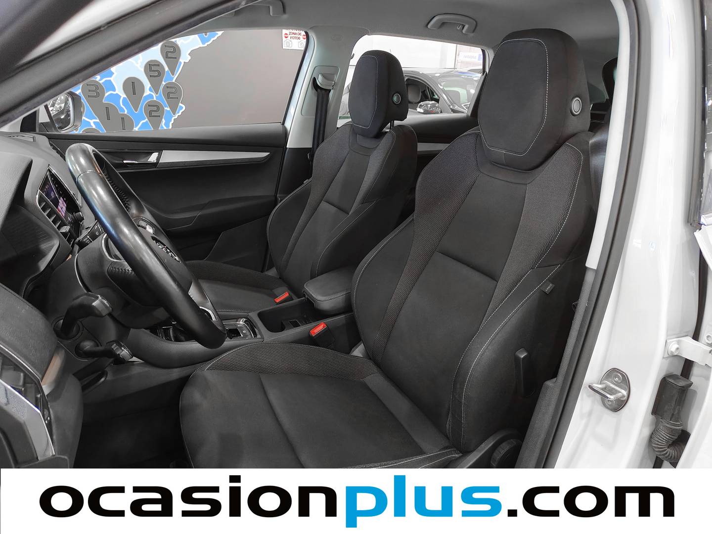 Foto asientos delanteros Skoda Karoq Skoda Karoq 2.0 TDI Ambition 4X4 DSG (150 CV)