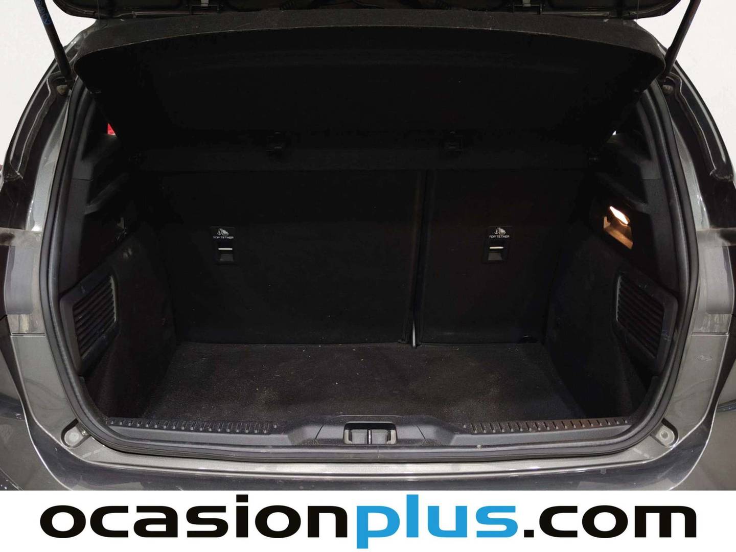 Fotos maletero Ford Focus Ford Focus 1.5 Ecoblue ST-Line Auto (120 CV)