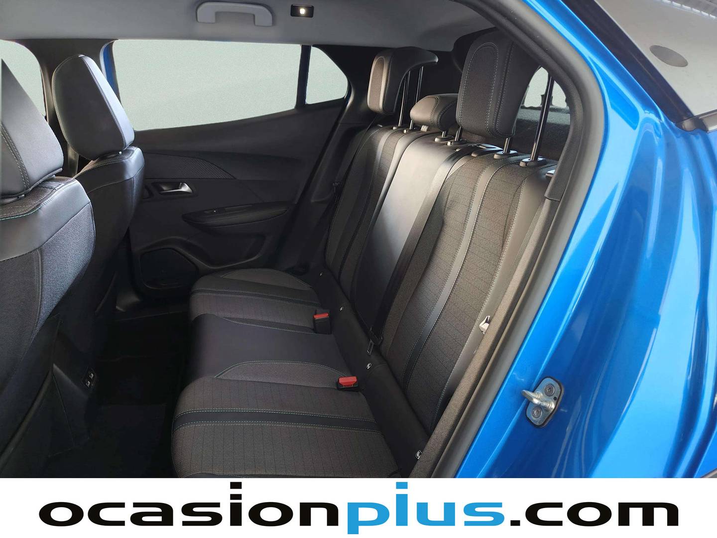 Foto asientos traseros Peugeot 2008 Peugeot 2008 PureTech 130 S&S Allure Pack EAT8 (130 CV)