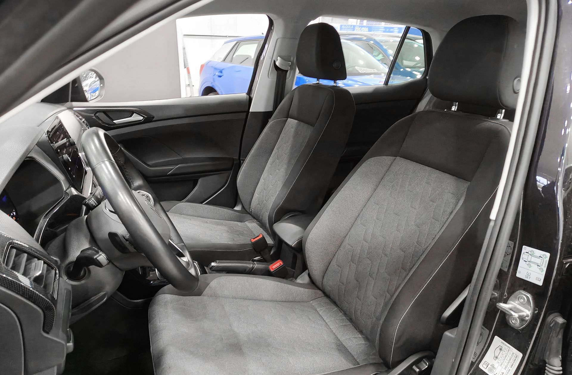 Volkswagen T-Cross Life 1.0 TSI DSG - foto 10