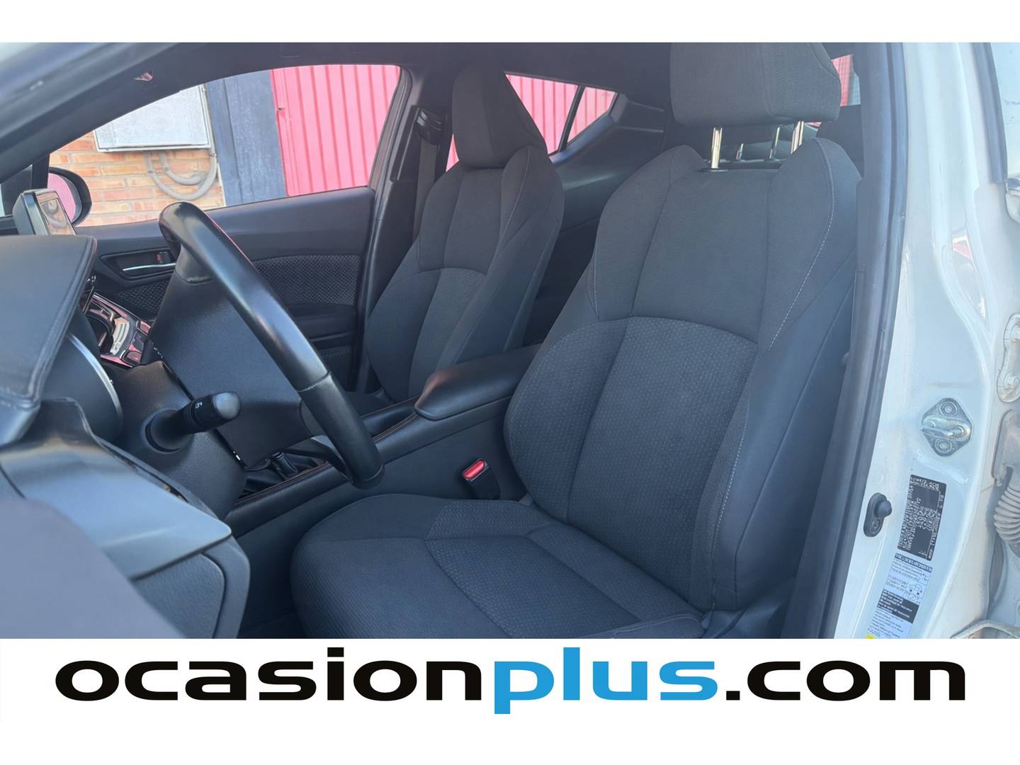 Foto asientos delanteros Toyota C-HR Toyota C-HR 1.8 125H Active (122 CV)