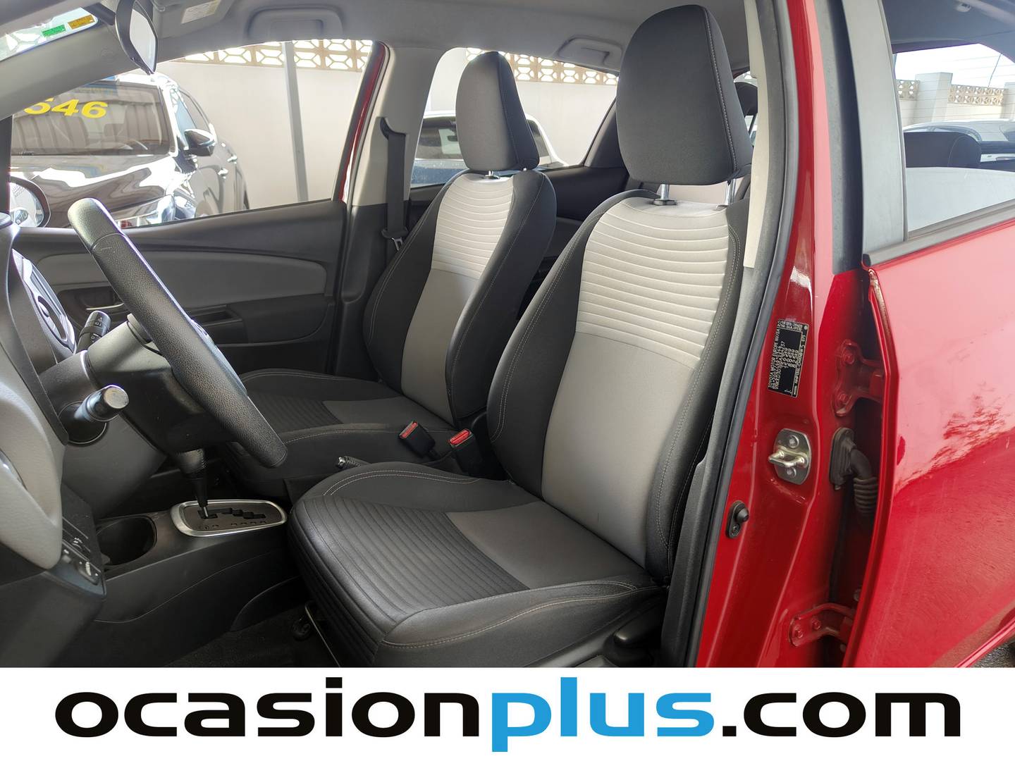 Foto asientos delanteros Toyota Yaris Toyota Yaris 1.5 100H Advance (100 CV)