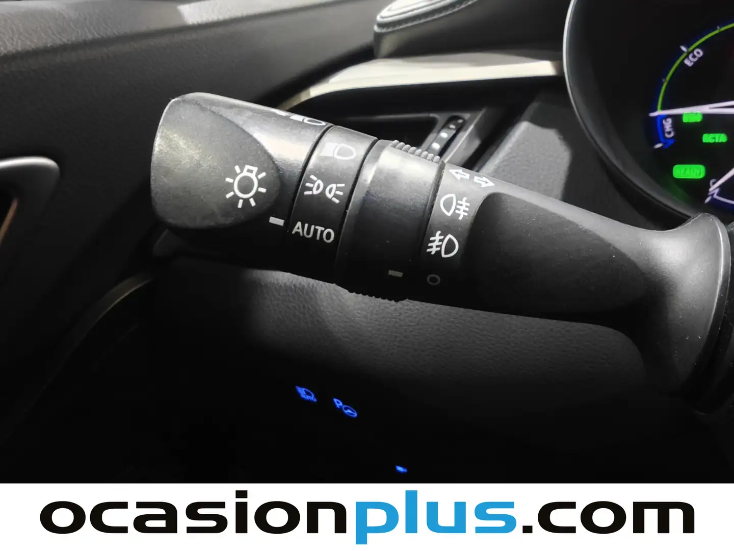 Foto Toyota C-HR Toyota C-HR 1.8 125H Advance Plus Luxury (122 CV)