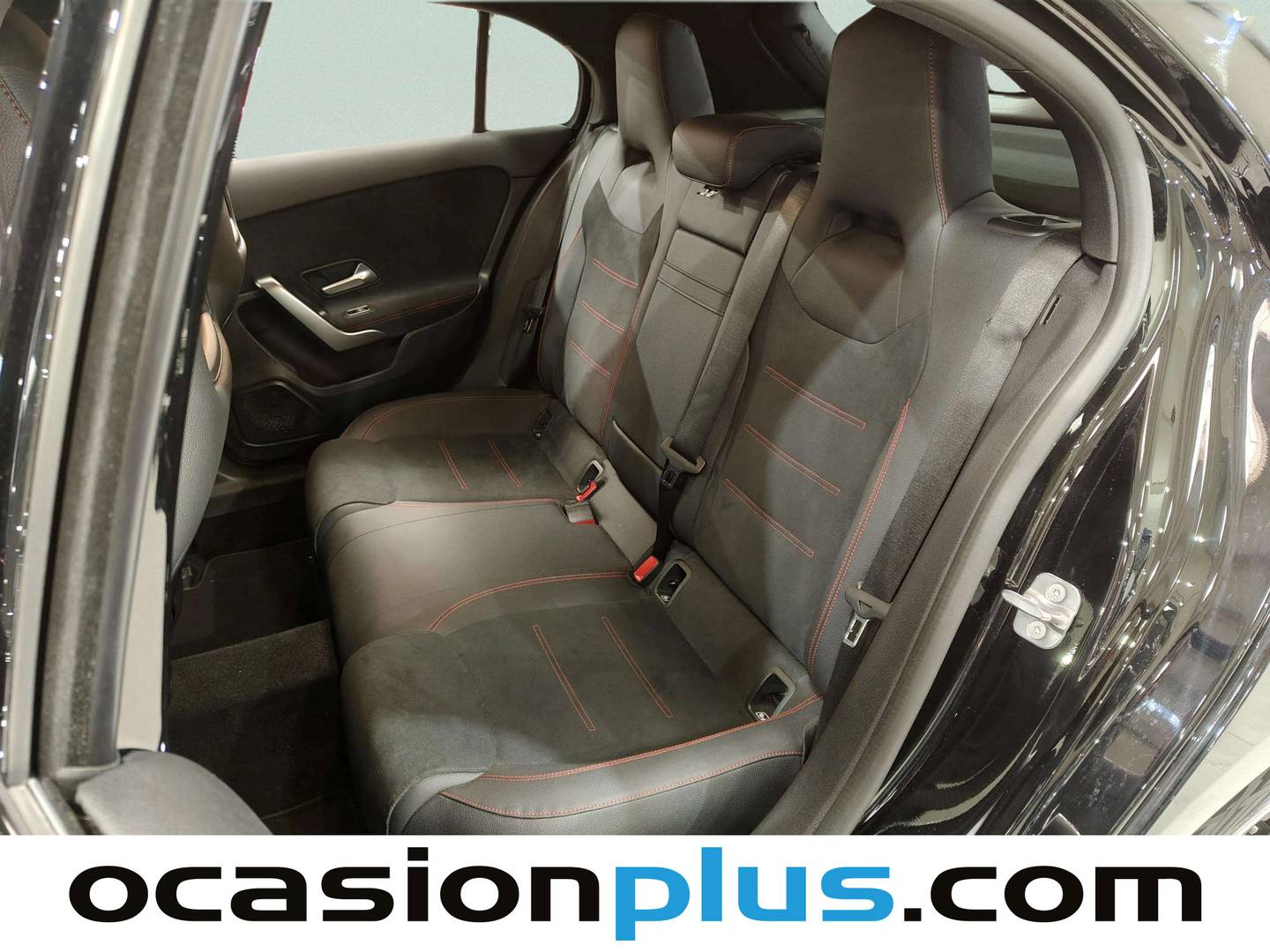 Foto asientos traseros Mercedes Clase A Mercedes-Benz Clase A 200  (163 CV) Paquete AMG