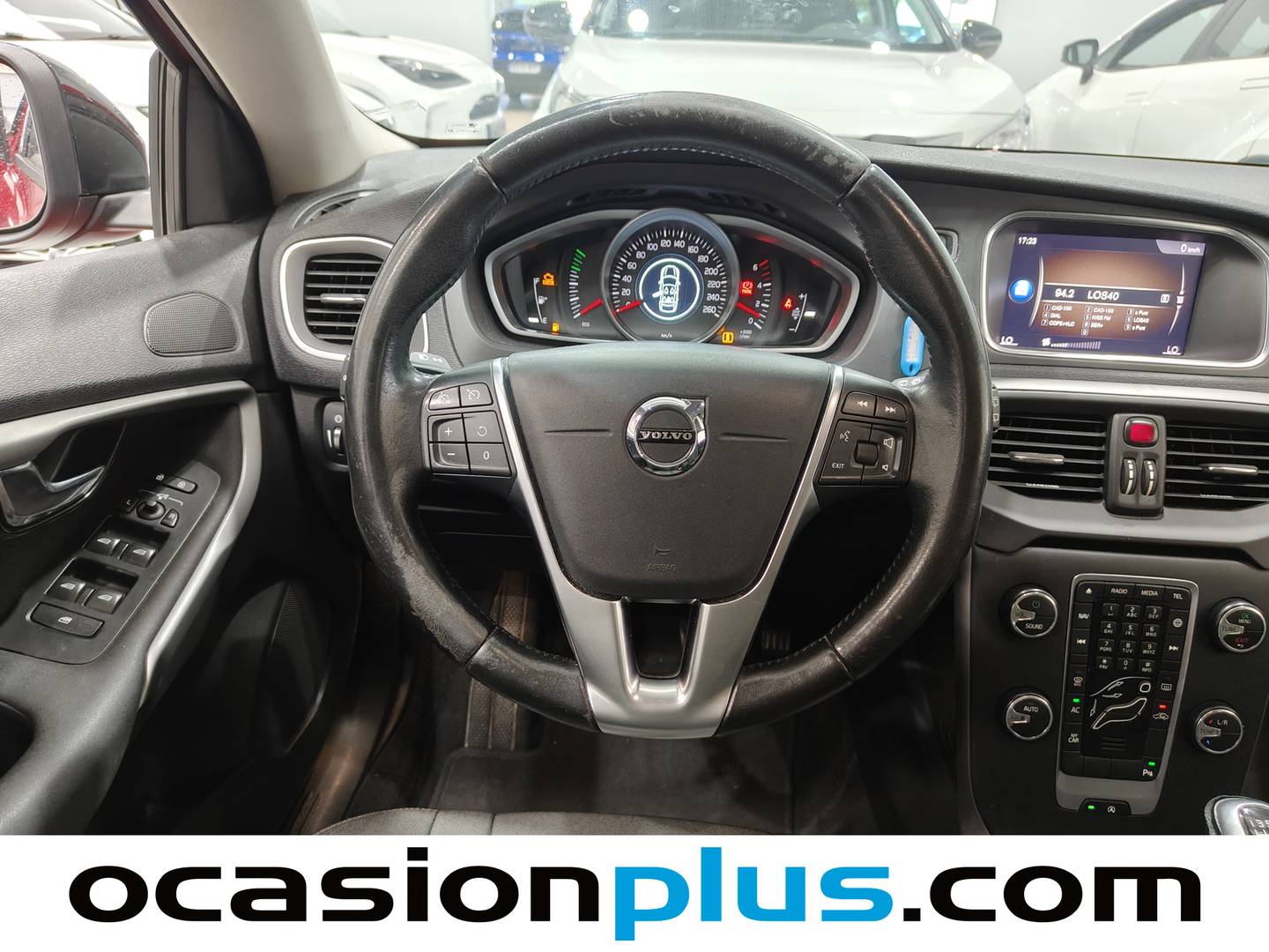 Foto Volvo V40 Cross Country Volvo V40 Cross Country D2 Momentum (120 CV)