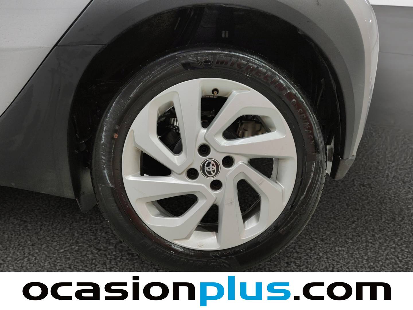 Foto Toyota Aygo X Cross Toyota Aygo X Cross 1.0 VVT-I Play (72 CV)