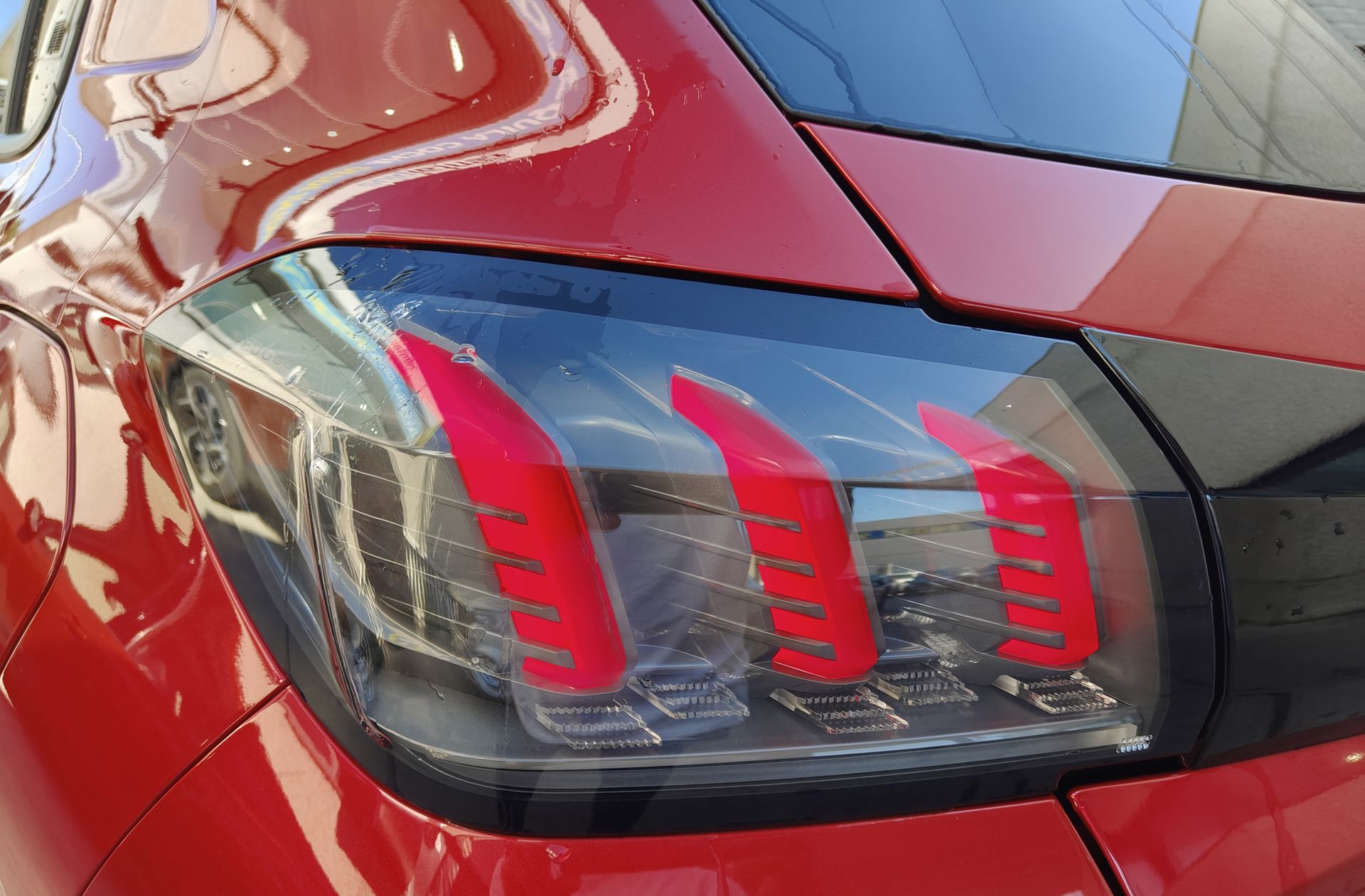 Peugeot 208 PureTech 100 Allure - foto 15