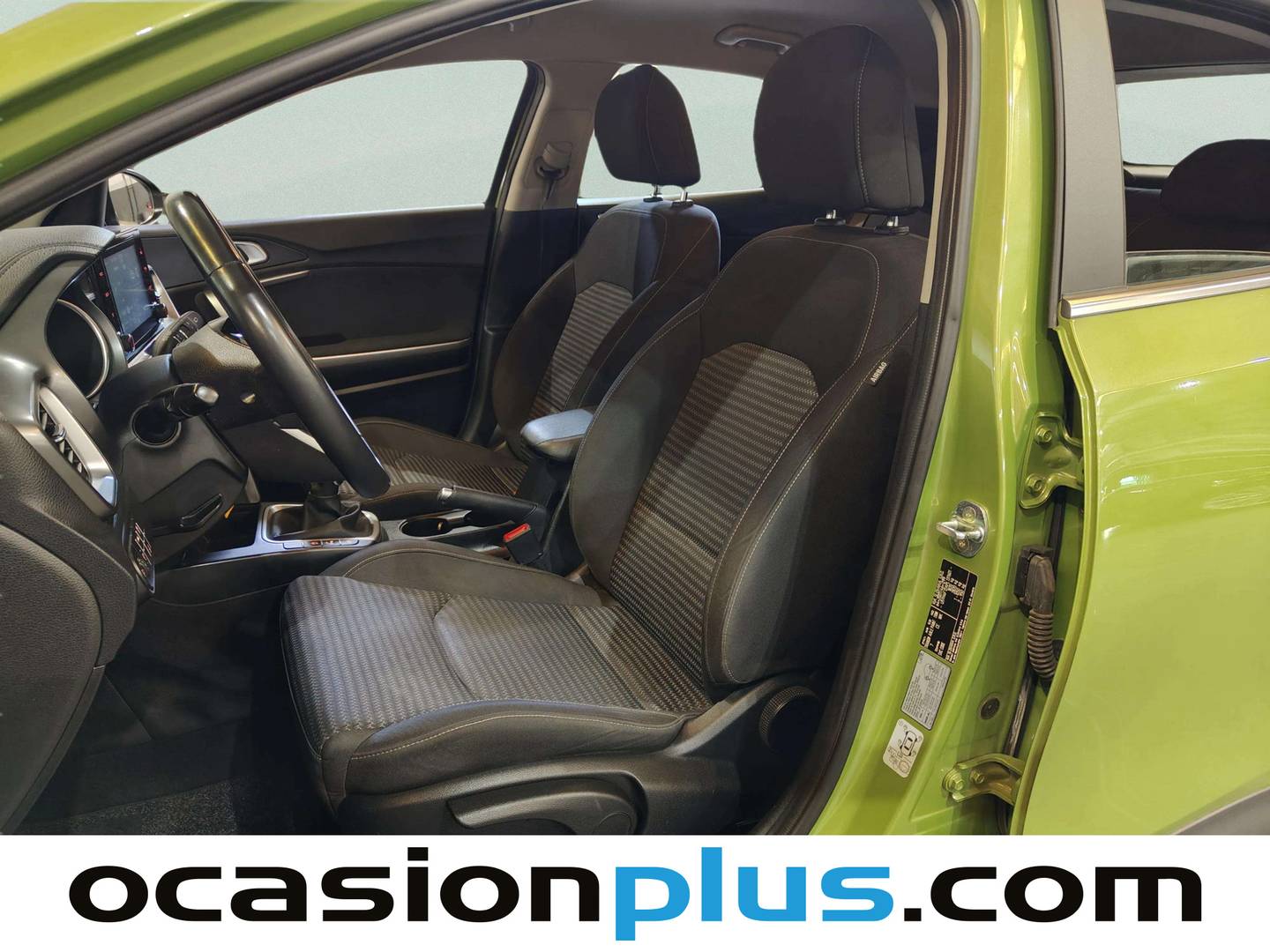 Foto asientos delanteros KIA XCeed KIA XCeed 1.0 T-GDi Drive (120 CV)
