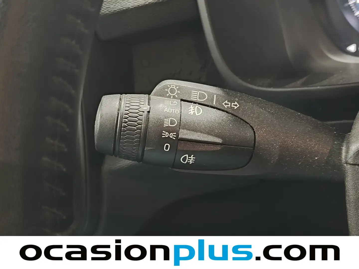 Foto Volvo XC40 Volvo XC40 T2 Momentum Core Auto (129 CV)