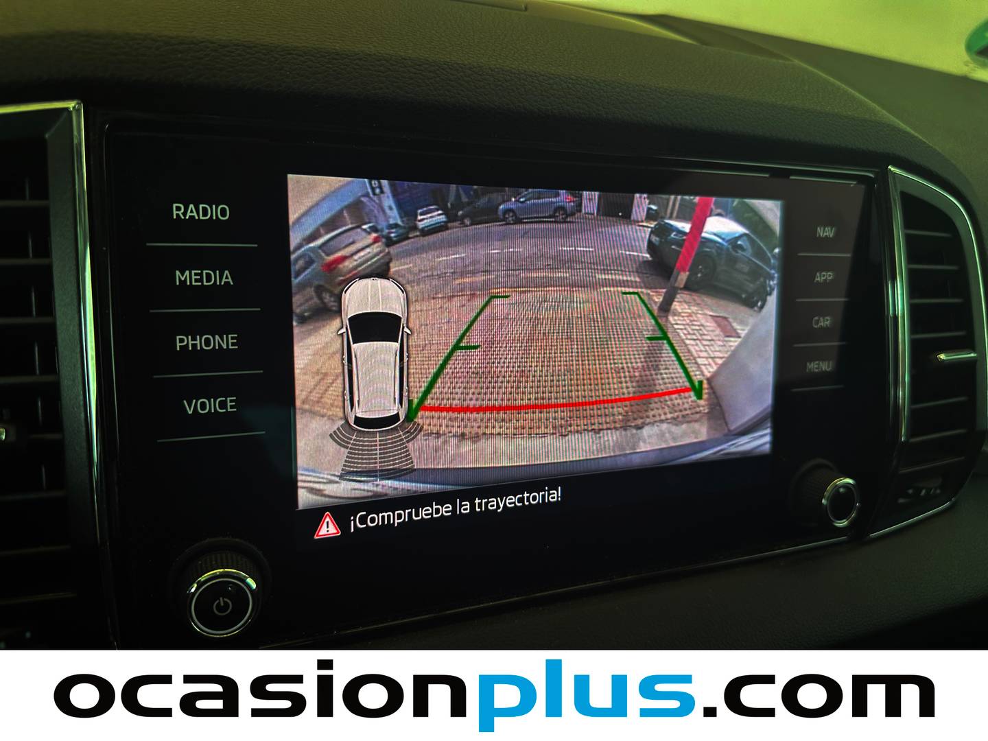 Equipamiento del Skoda Karoq Skoda Karoq 1.6 TDI Like (115 CV)