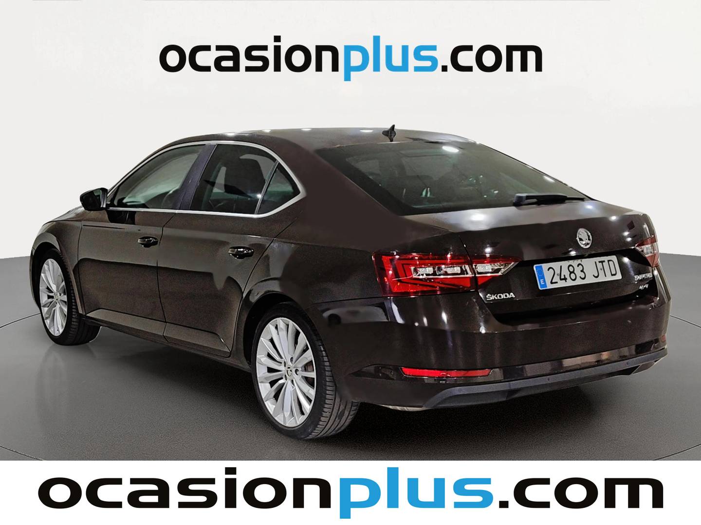 Foto trasera Skoda Superb Skoda Superb 1.4 TSI Style 4x4 (150 CV) izquierda