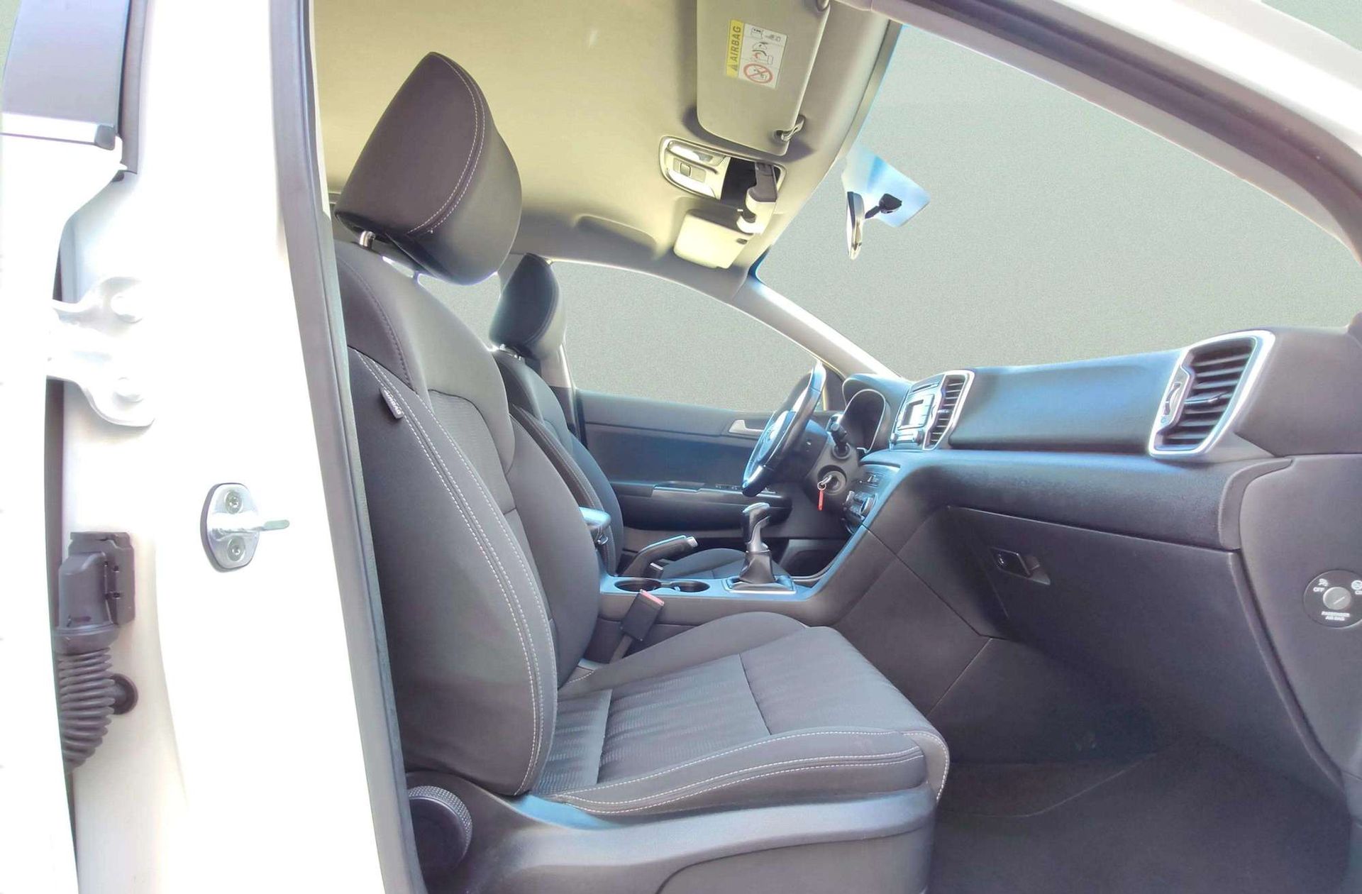 Kia Sportage 1.7 CRDi VGT Eco-Dynamics Concept 4x2 - foto 14