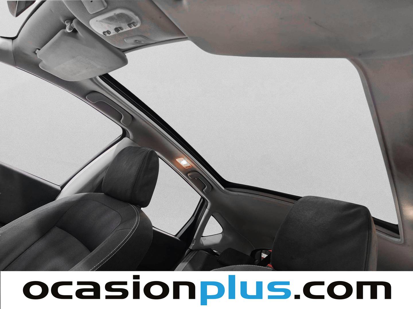 Extras y acabados del Nissan QASHQAI Nissan Qashqai 1.5 dCi Tekna Sport 4X2 (110 CV)