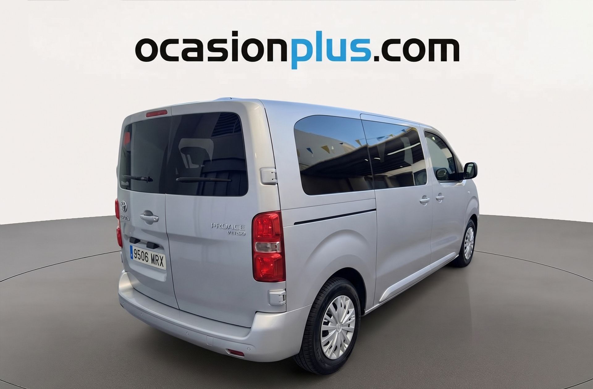 Toyota Proace Verso 2.0D VX Plus Shuttle L1 9 plazas - foto 4