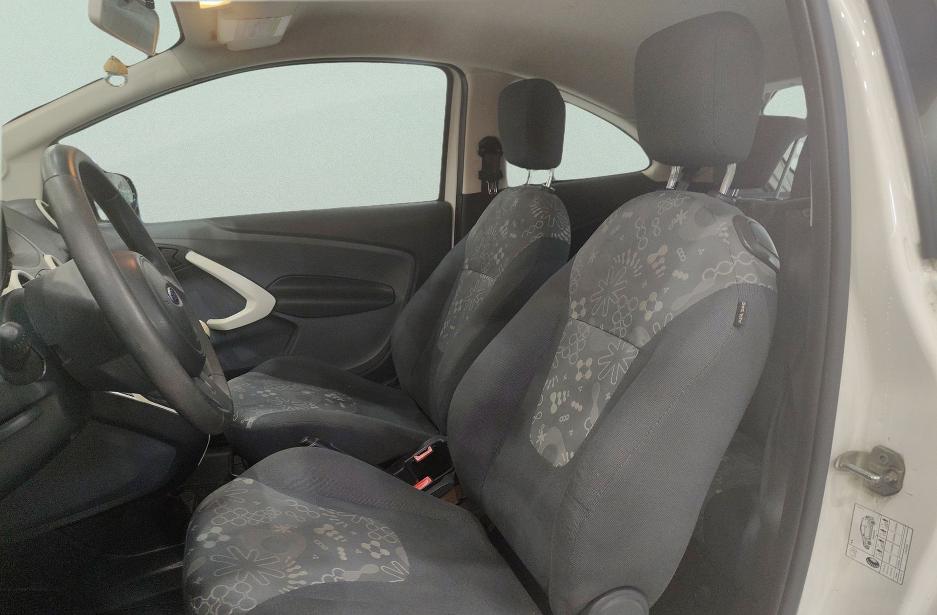 Ford Ka 1.2 Duratec Urban - foto 9