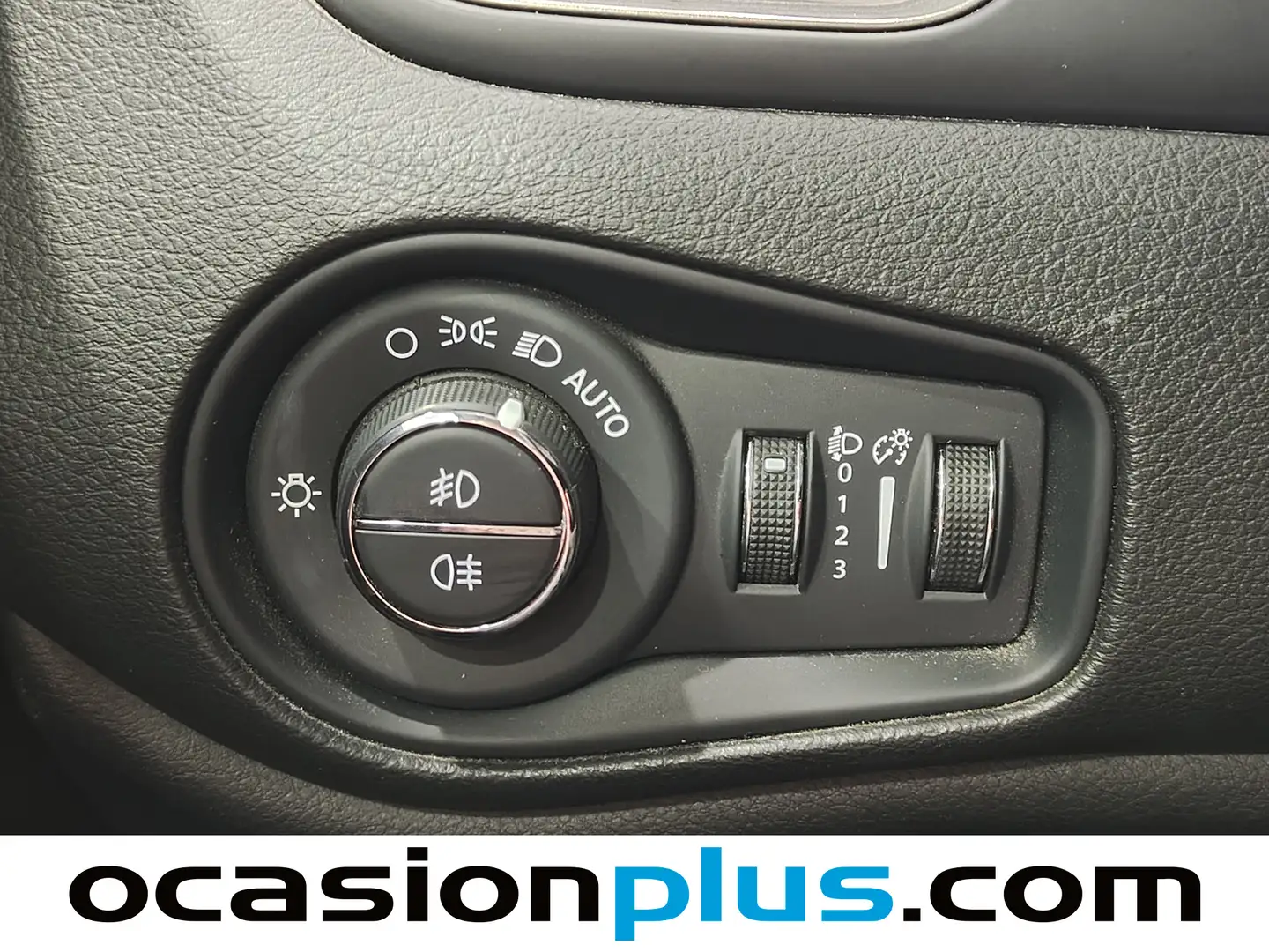 Foto Jeep Renegade Jeep Renegade eHybrid 1.5 Limited ATX (130 CV)