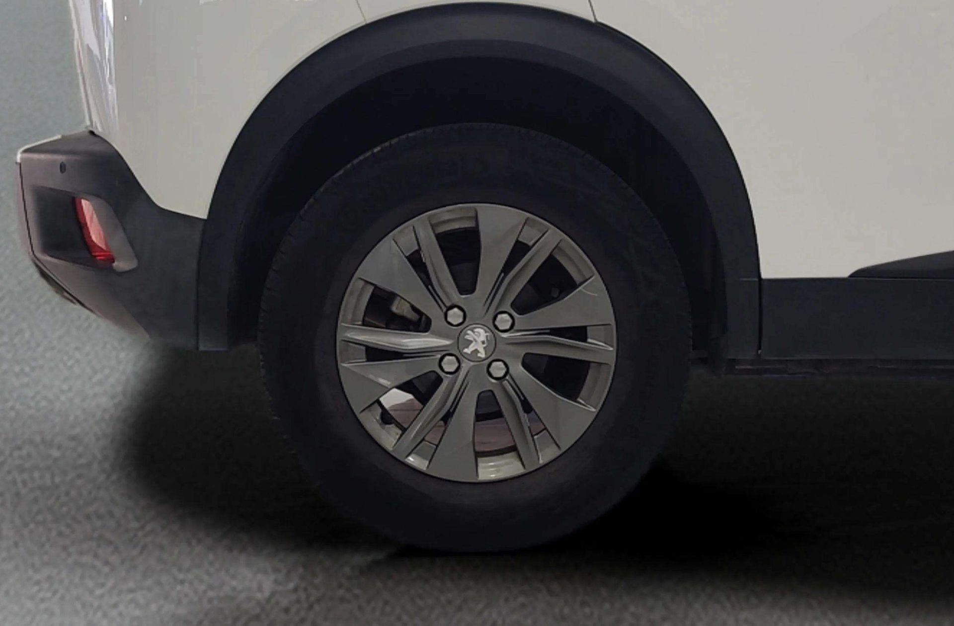 Peugeot 2008 PureTech 100 Active Pack - foto 35