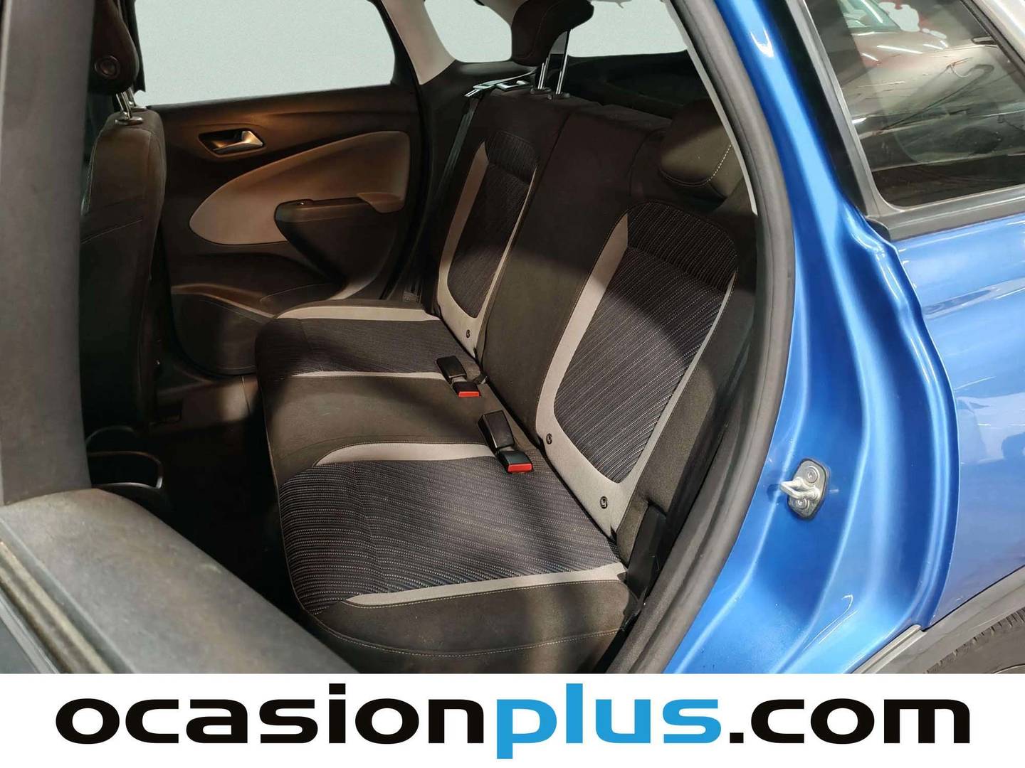 Foto Opel Crossland X Opel Crossland X 1.2 S&S Design Line 120 Aniversario (110 CV)