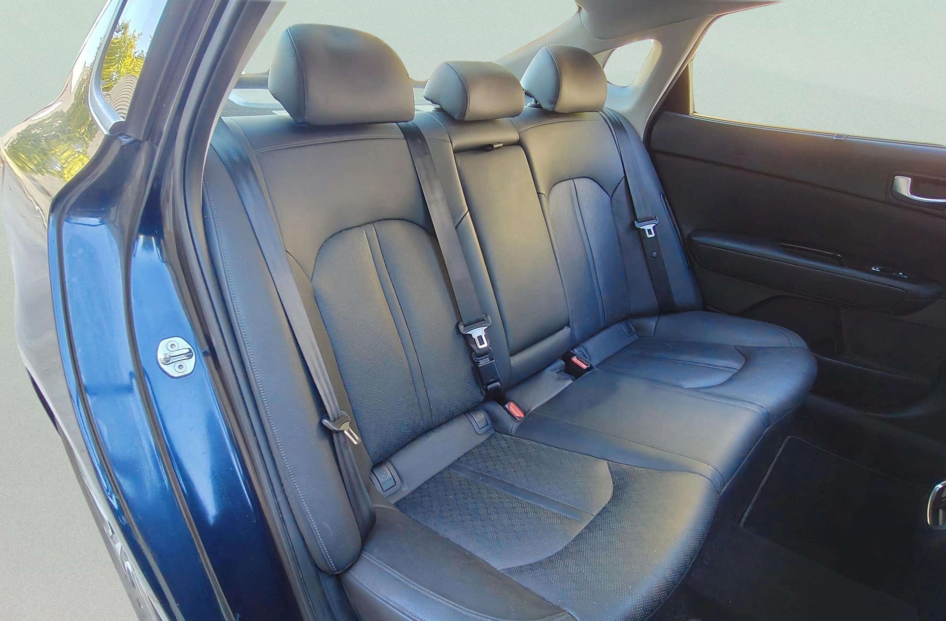 Kia Optima 2.0 GDi Híbrido Enchufable - foto 25