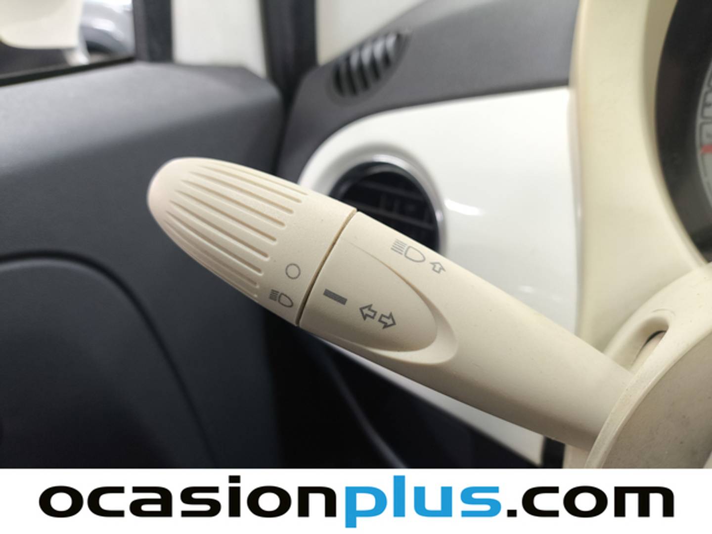 Fiat 500 Fiat 500 1.2 8v Lounge (69 CV) de segunda mano